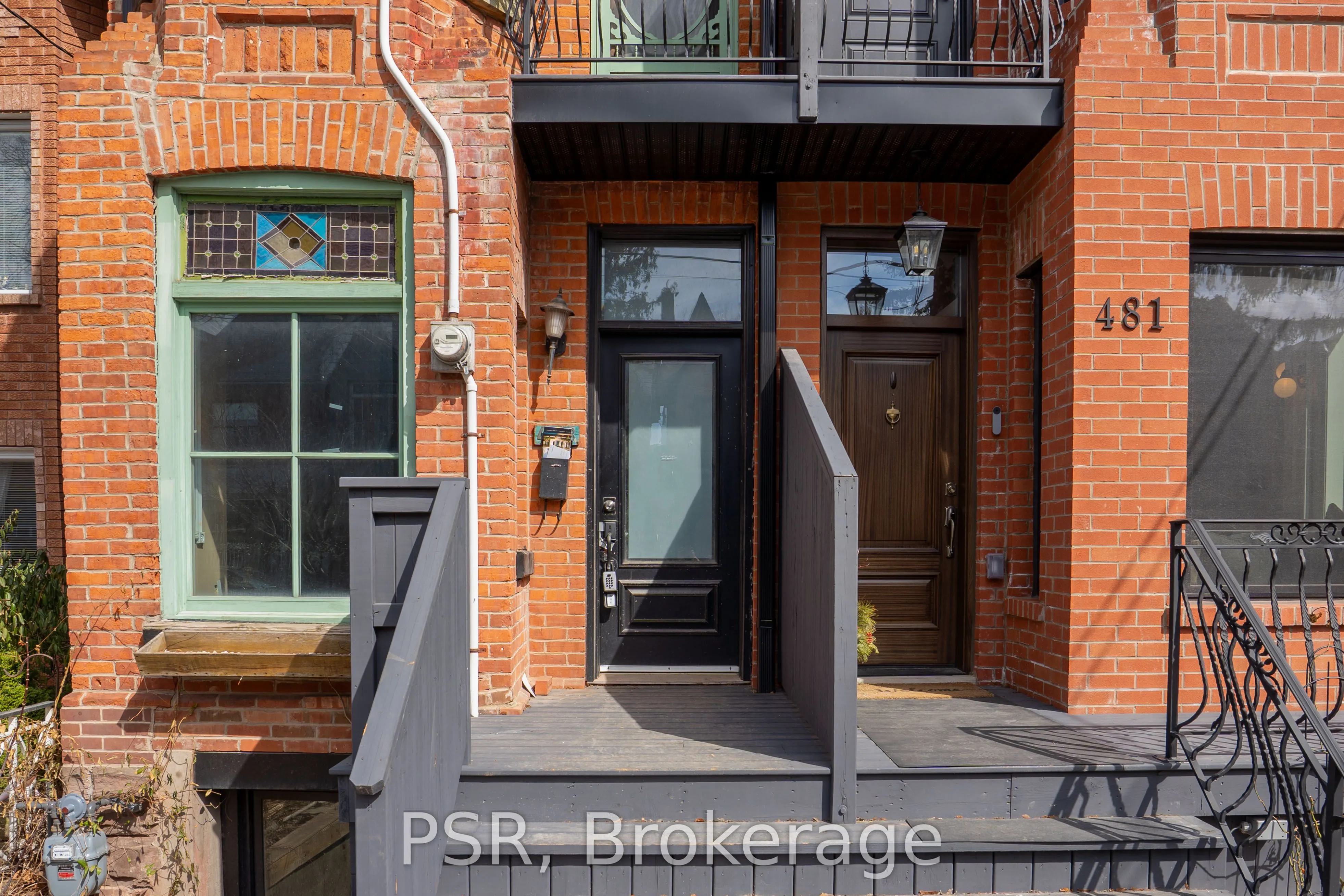 483 Roxton Road