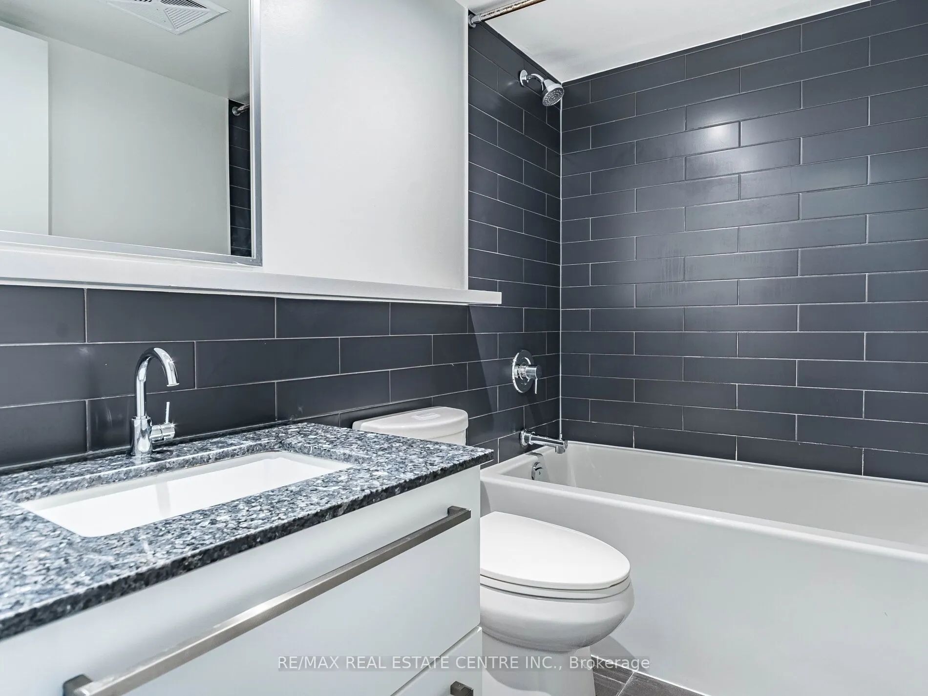 120 Varna Drive, #605
