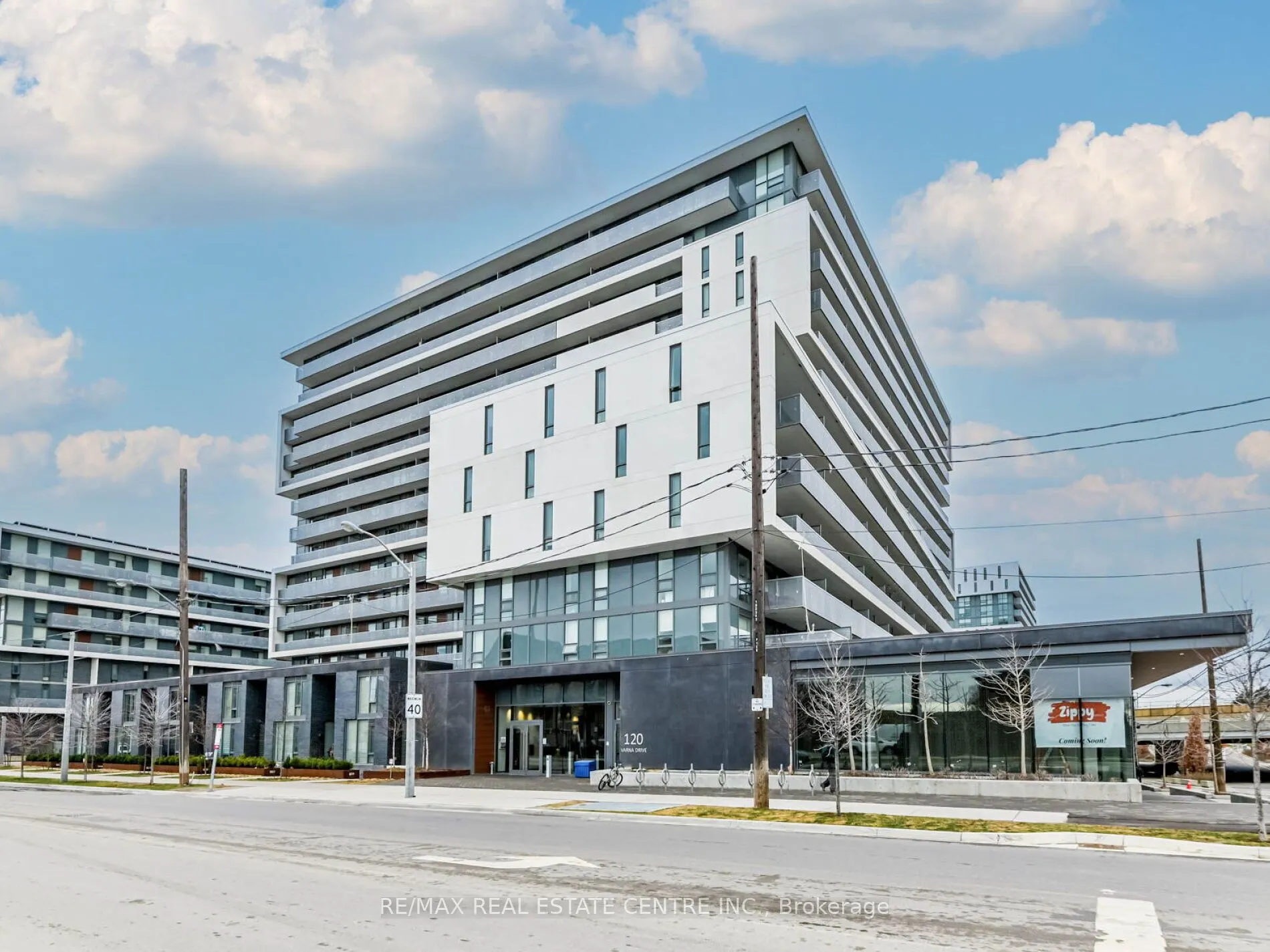 120 Varna Drive, #605