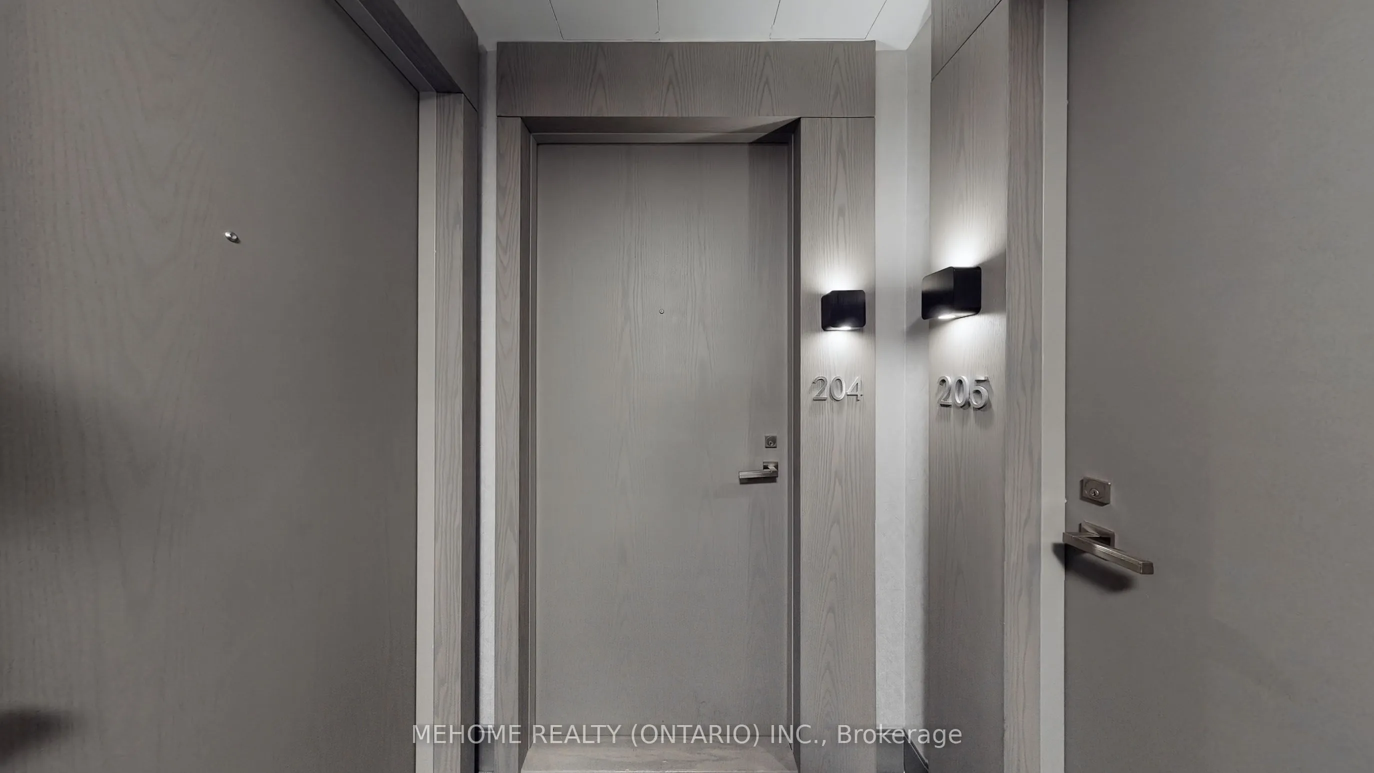 501 St. Clair Avenue W, #204