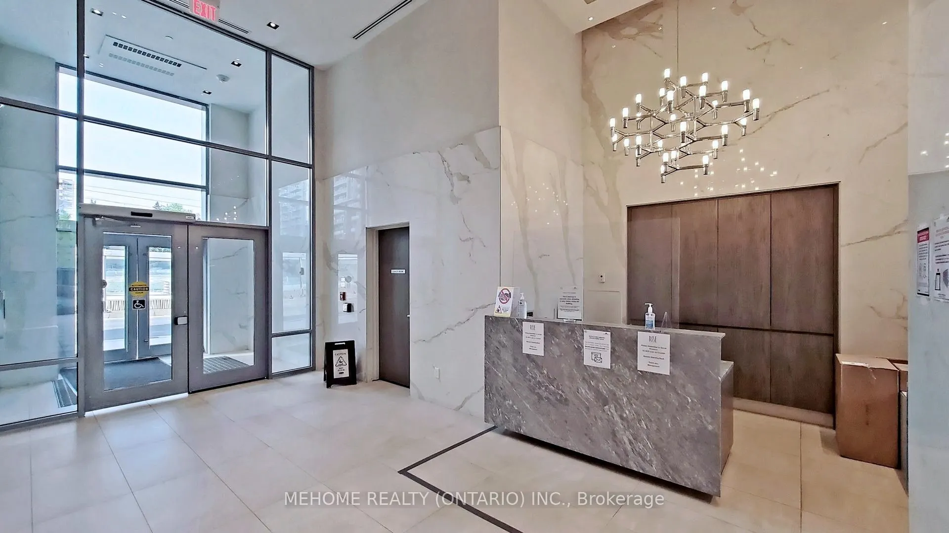 501 St. Clair Avenue W, #204