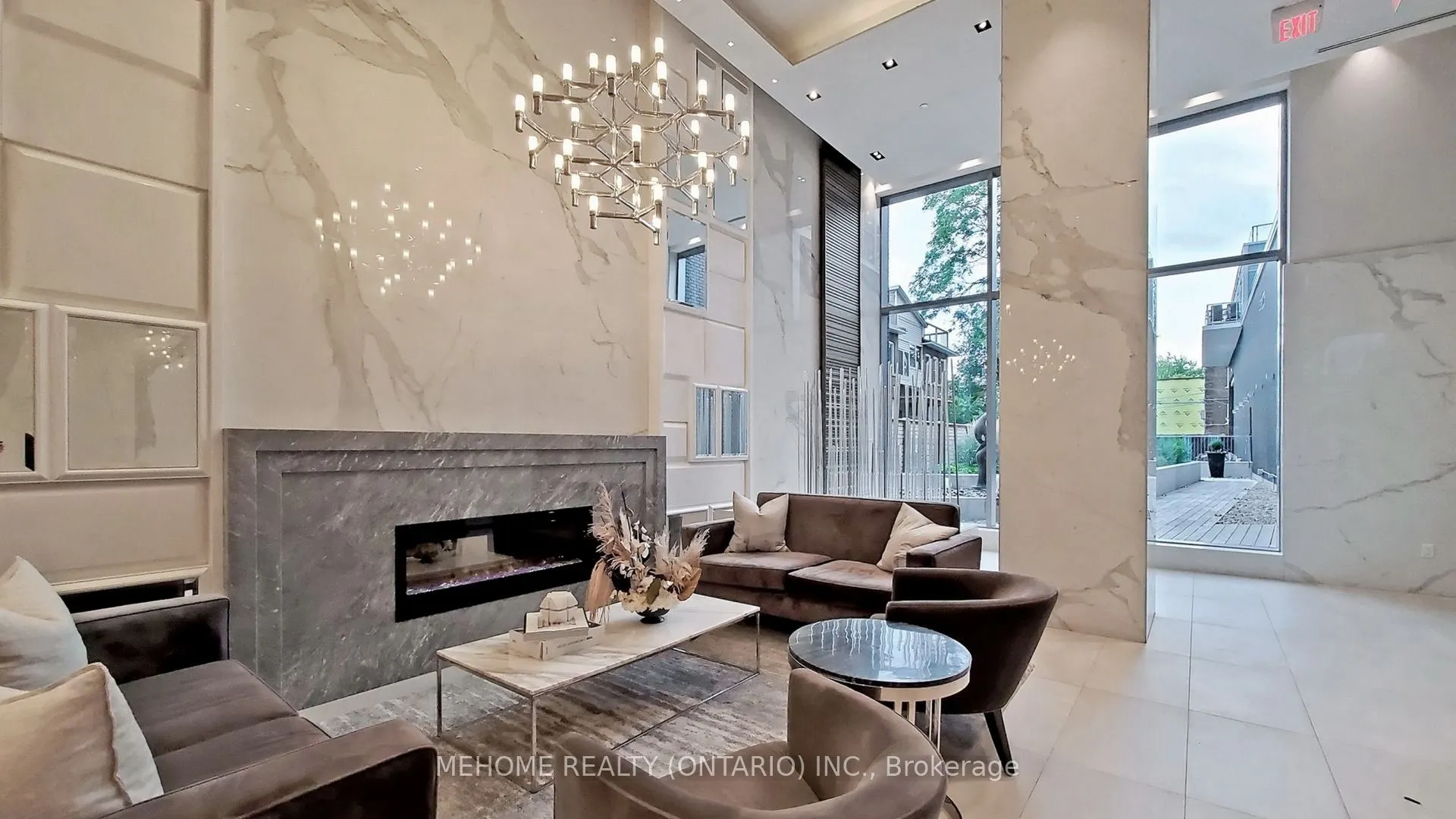 501 St. Clair Avenue W, #204