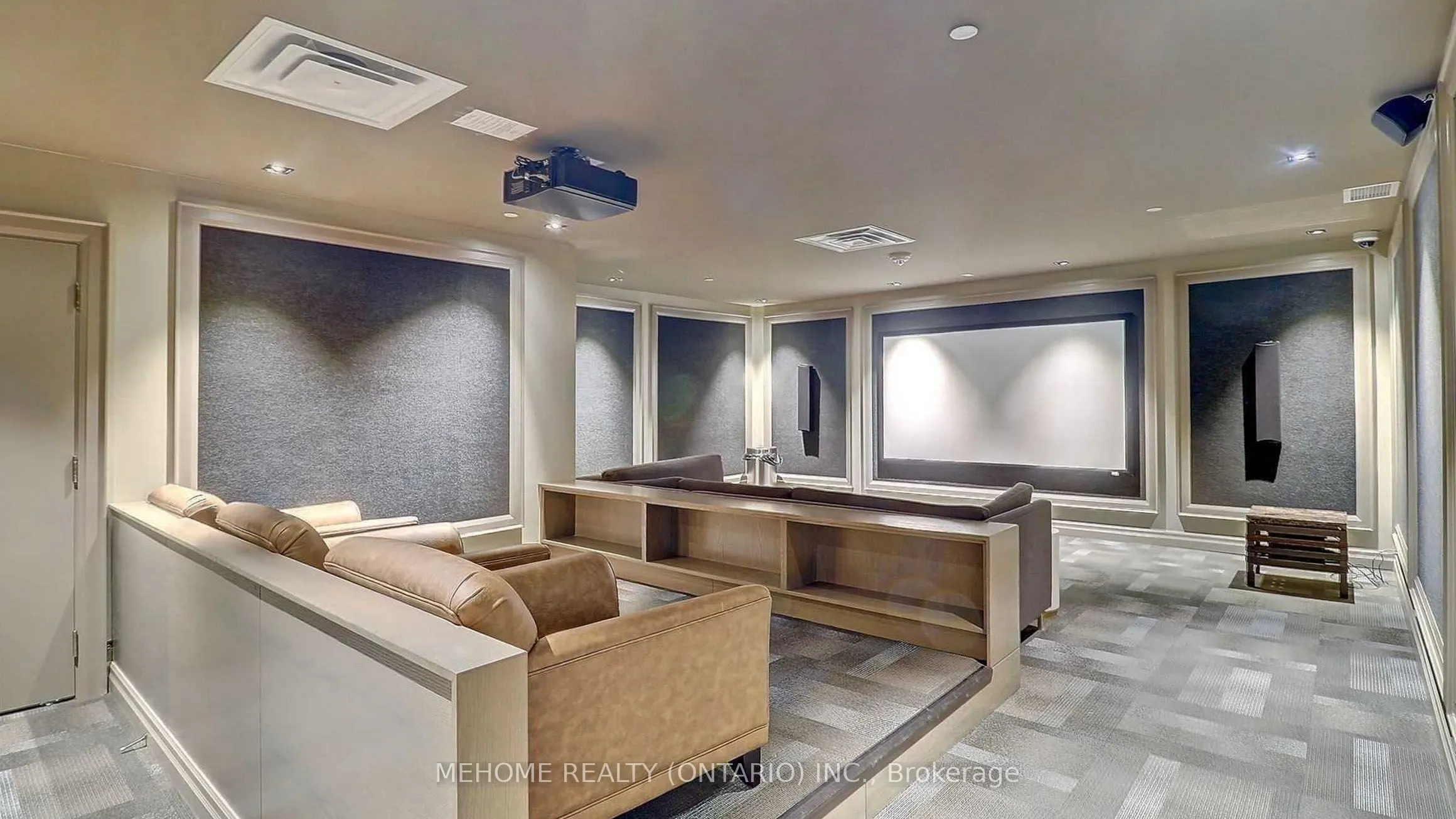 501 St. Clair Avenue W, #204