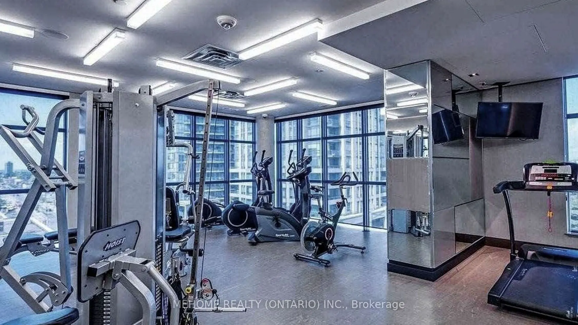 501 St. Clair Avenue W, #204