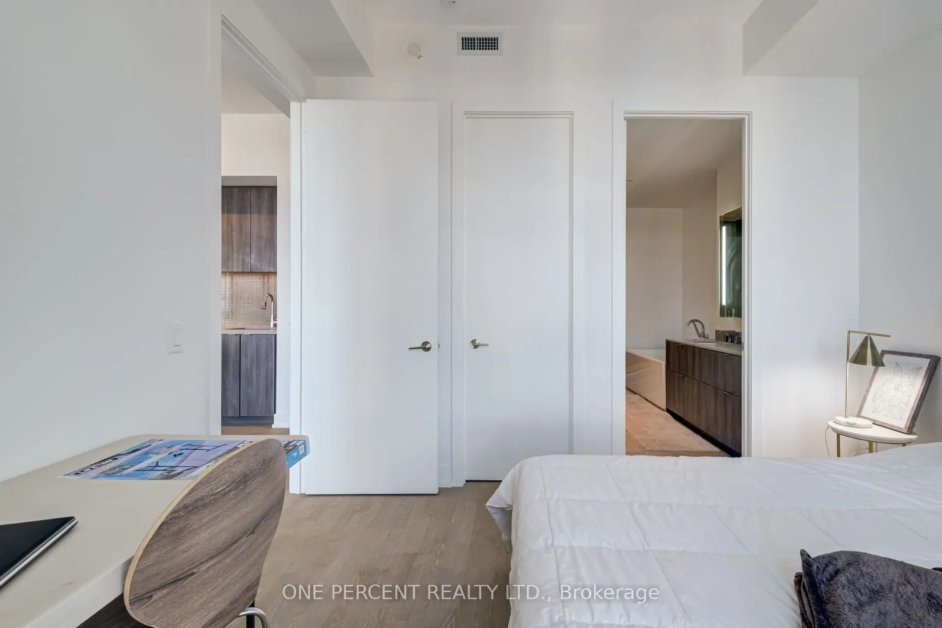 7 Grenville Street, #6108