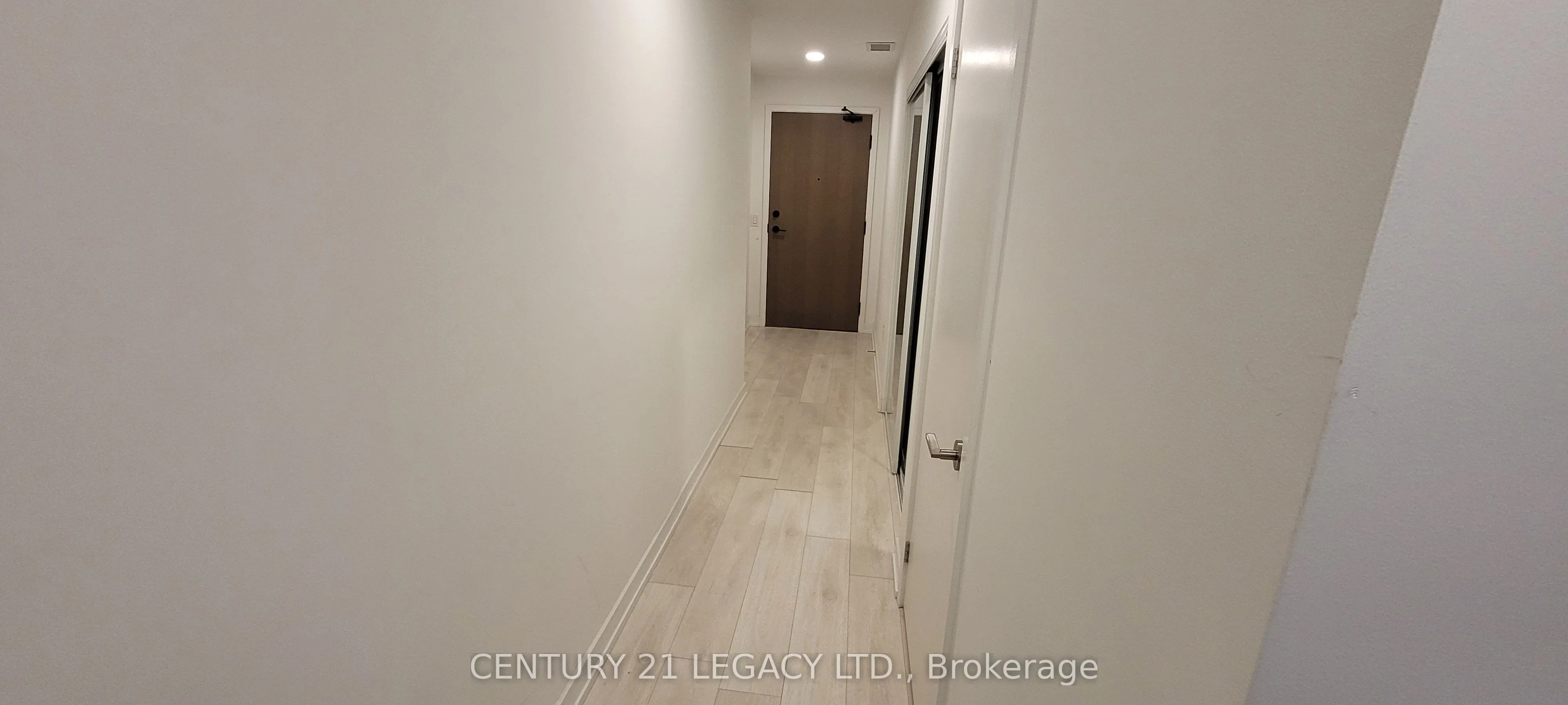 225 SUMACH Street, #611