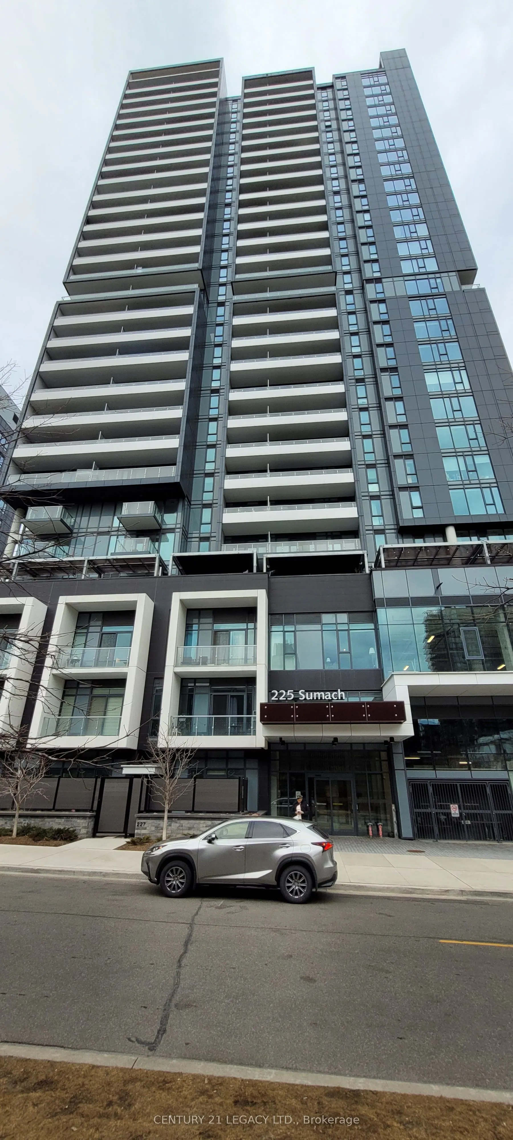 225 SUMACH Street, #611