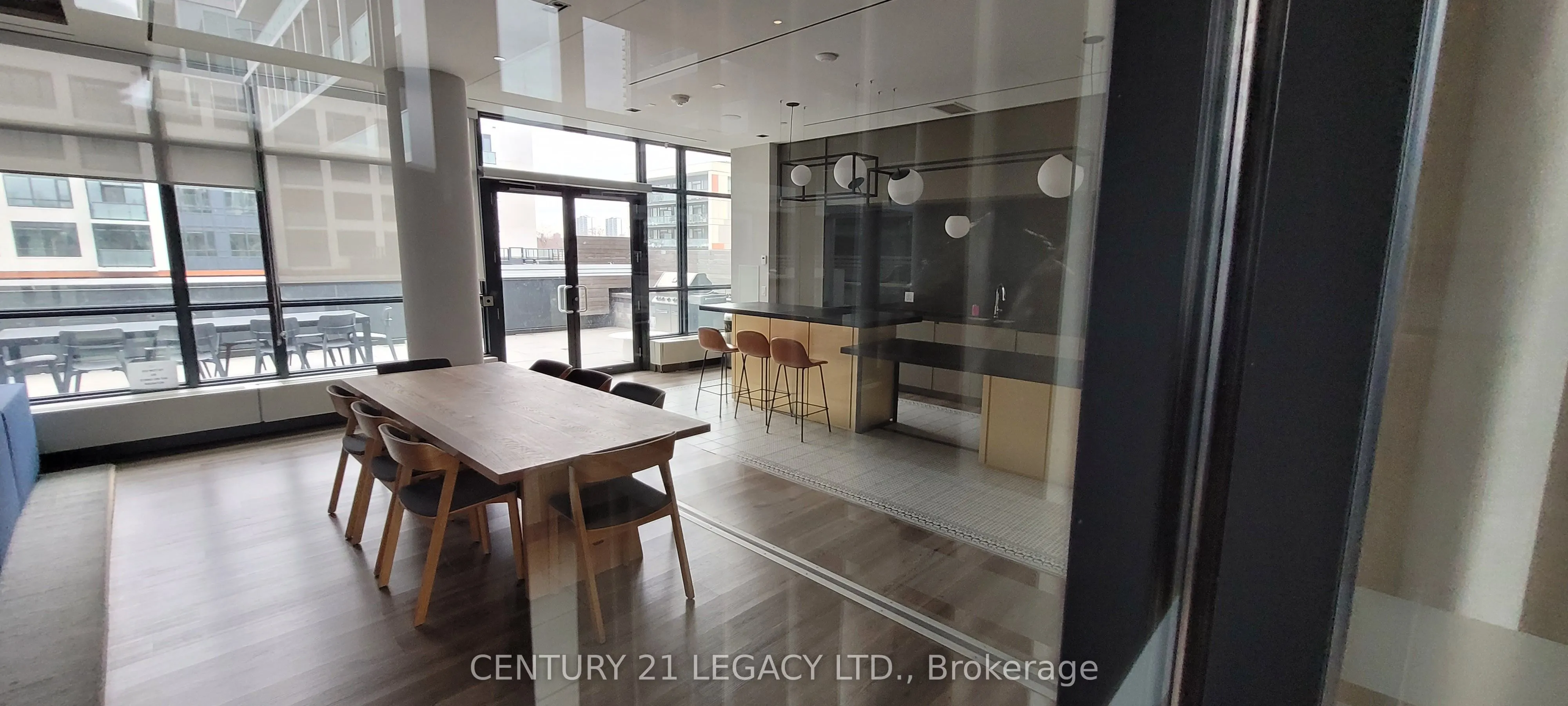 225 SUMACH Street, #611