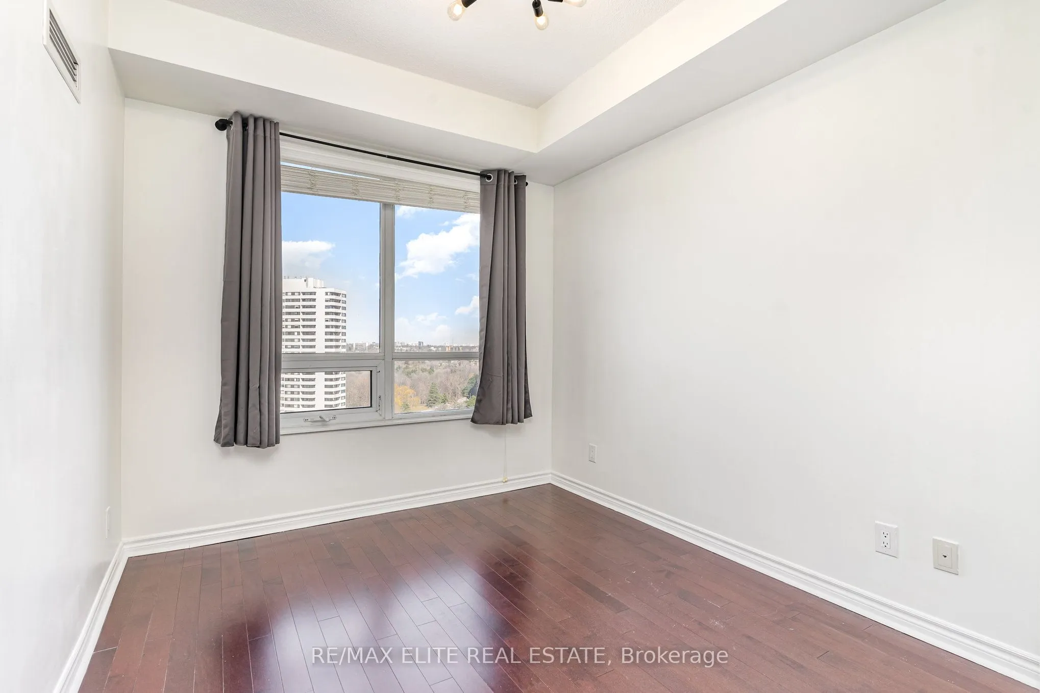 133 Wynford Drive #1608