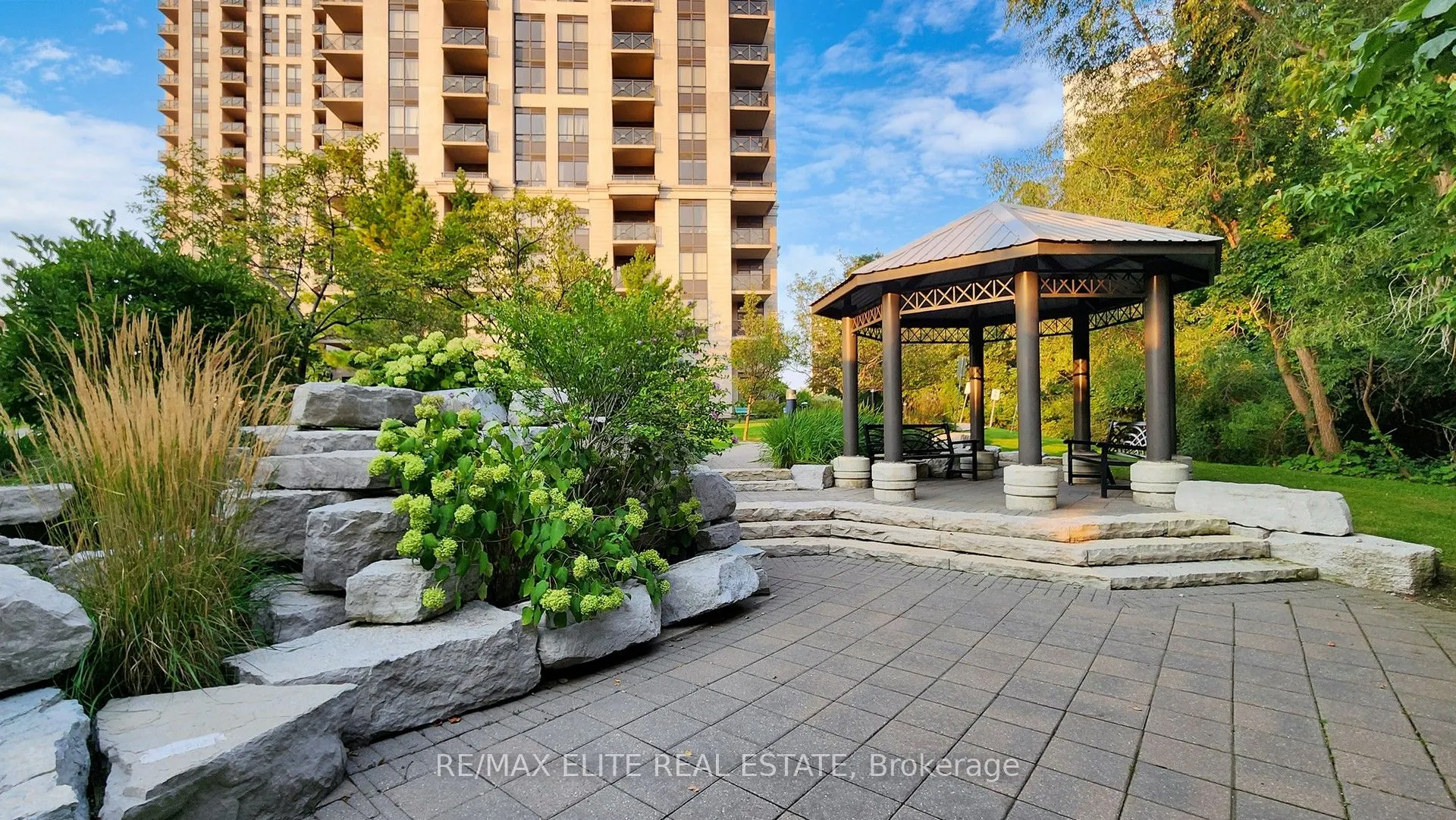 133 Wynford Drive #1608