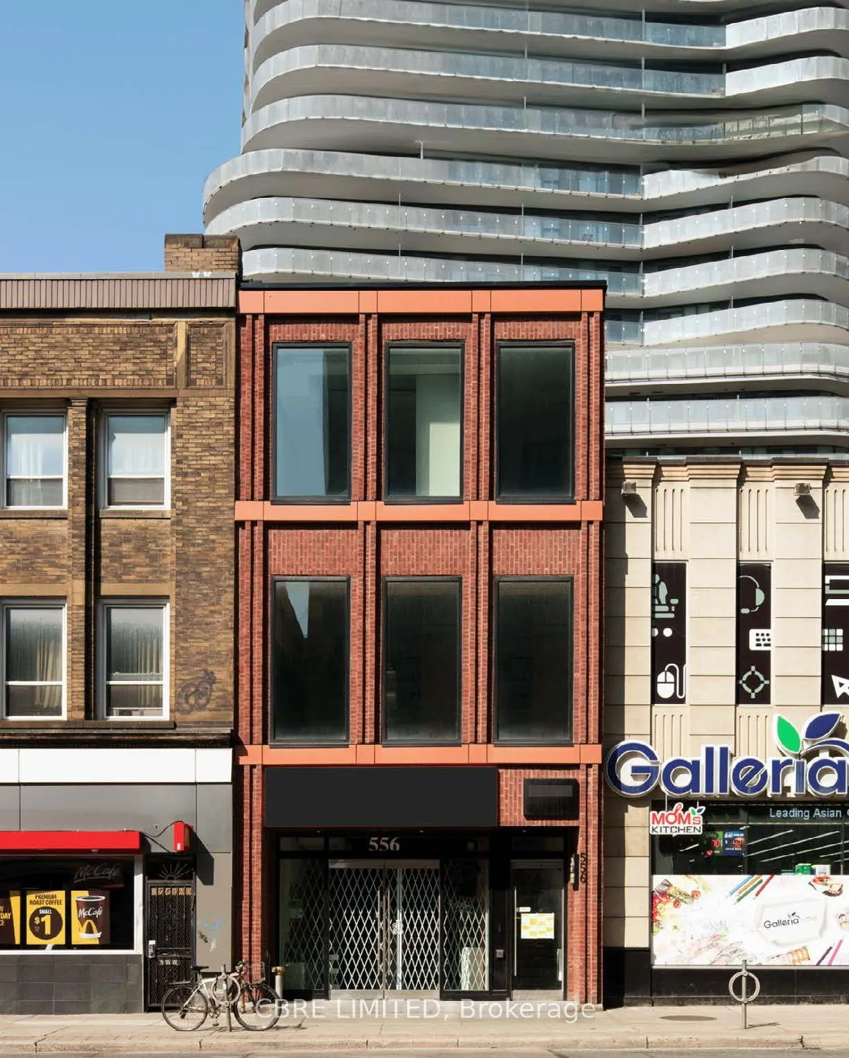 556 Yonge Street, #2nd Floor