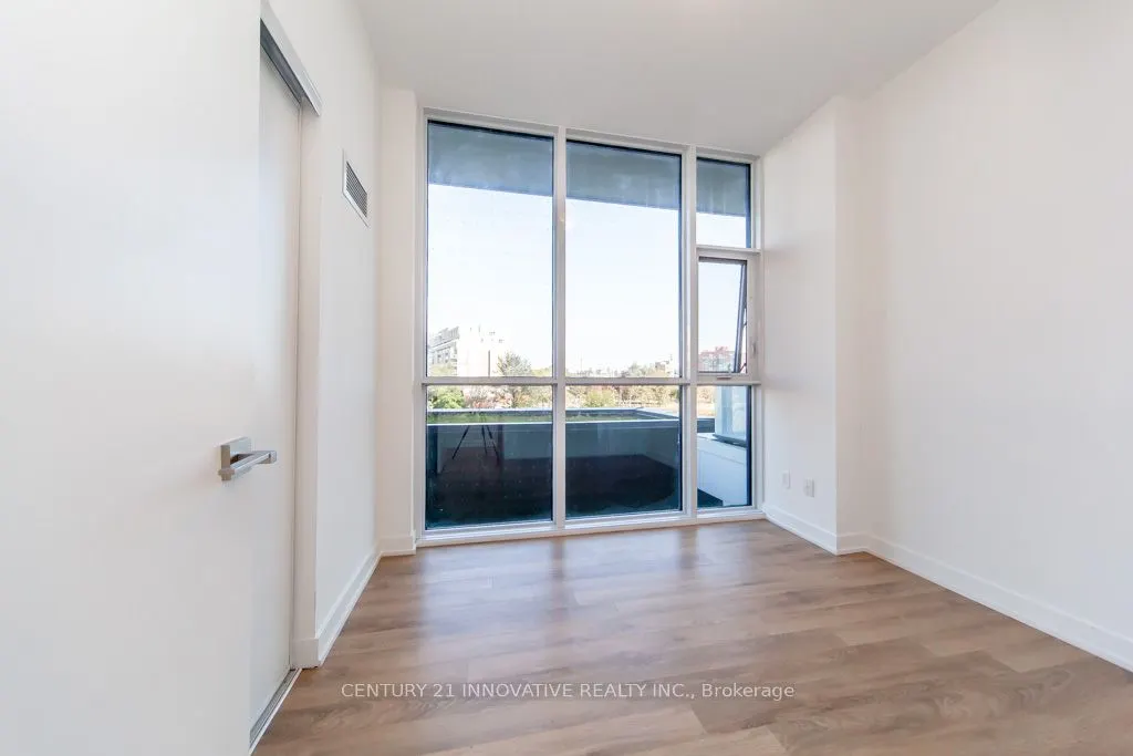 50 Ordnance Street #307