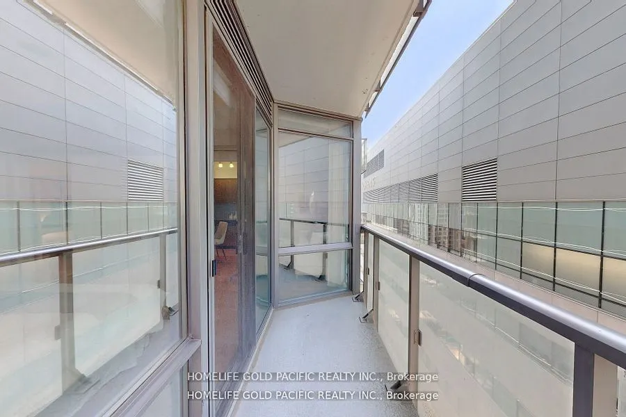 832 Bay Street, #1202
