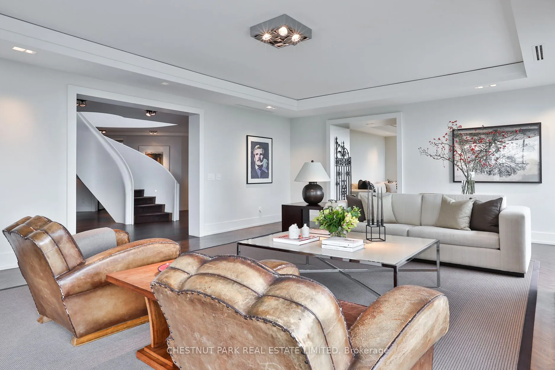 33 Jackes Avenue, #902