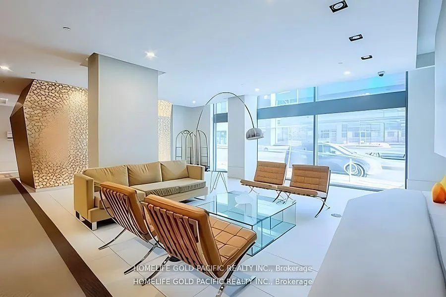 832 Bay Street, #1202