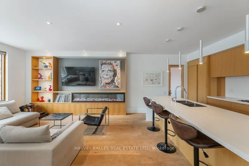 34 Coulson Avenue #B