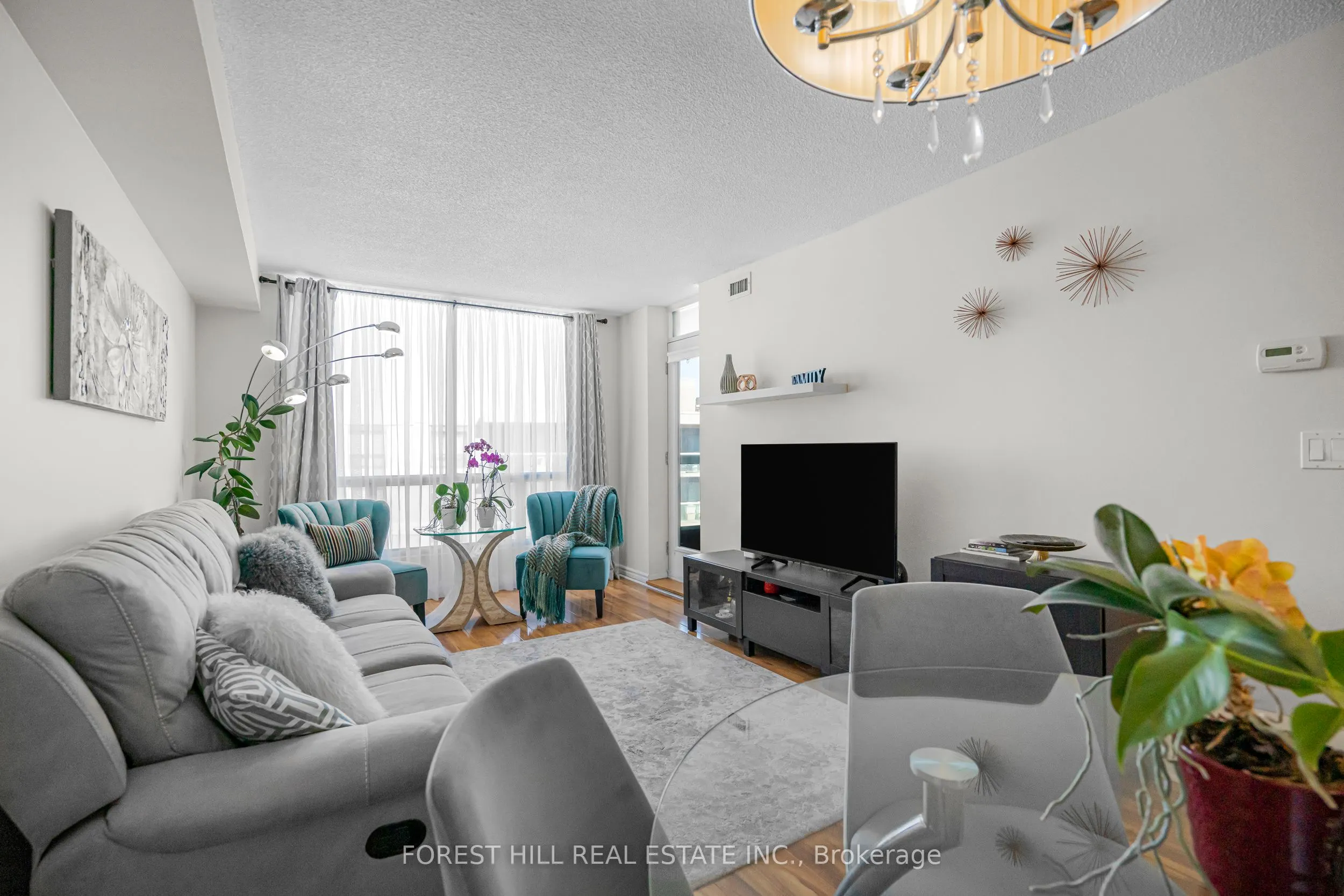 906 Sheppard Avenue W, #602