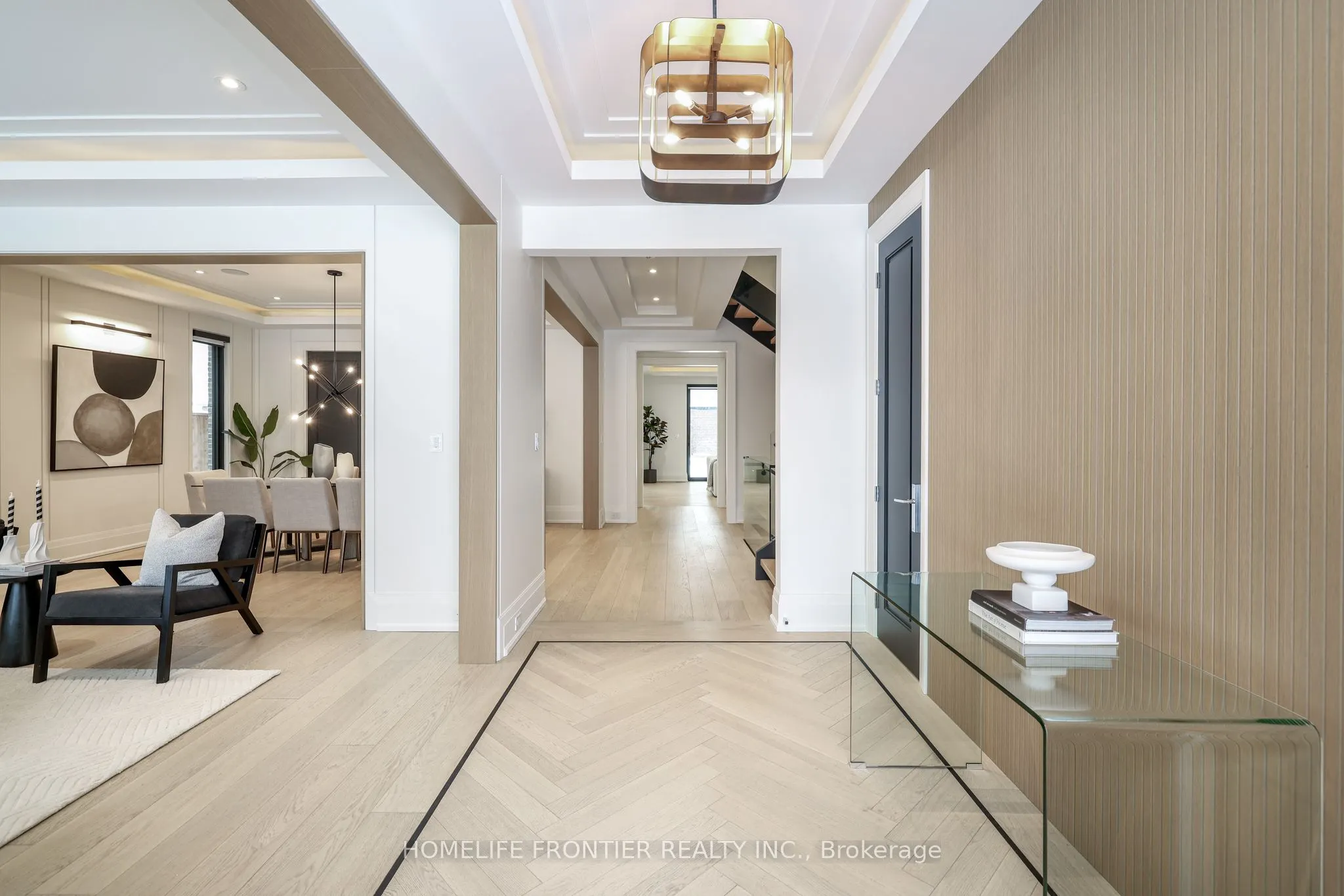 44 Alexandra Boulevard