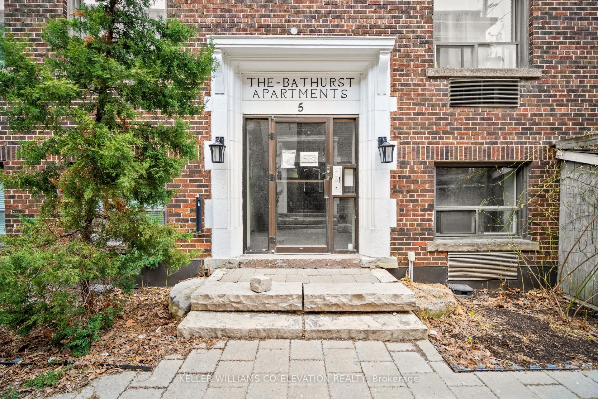 1383 Bathurst Street, #501