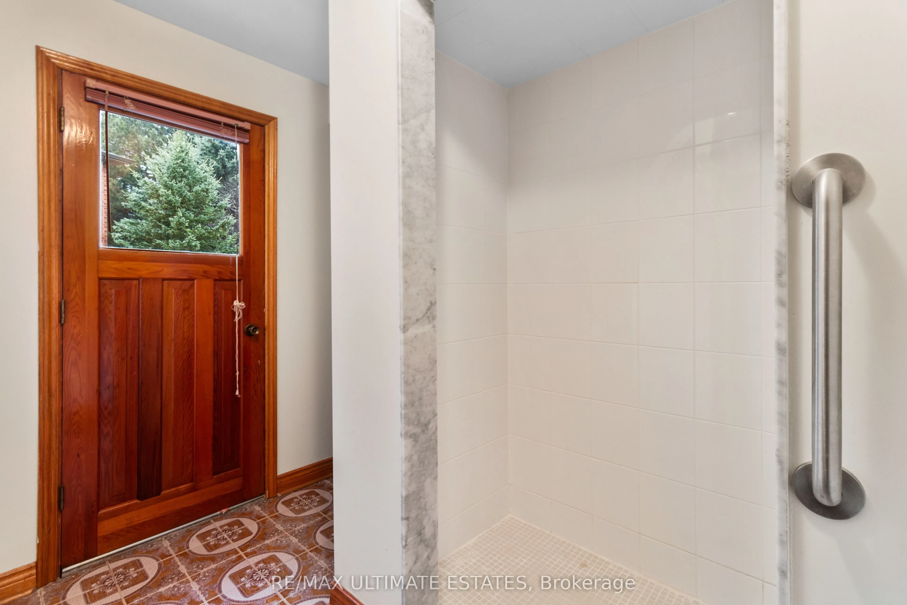 18 Parravano Court