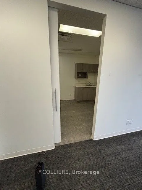 60 St.Clair Avenue E, #1003