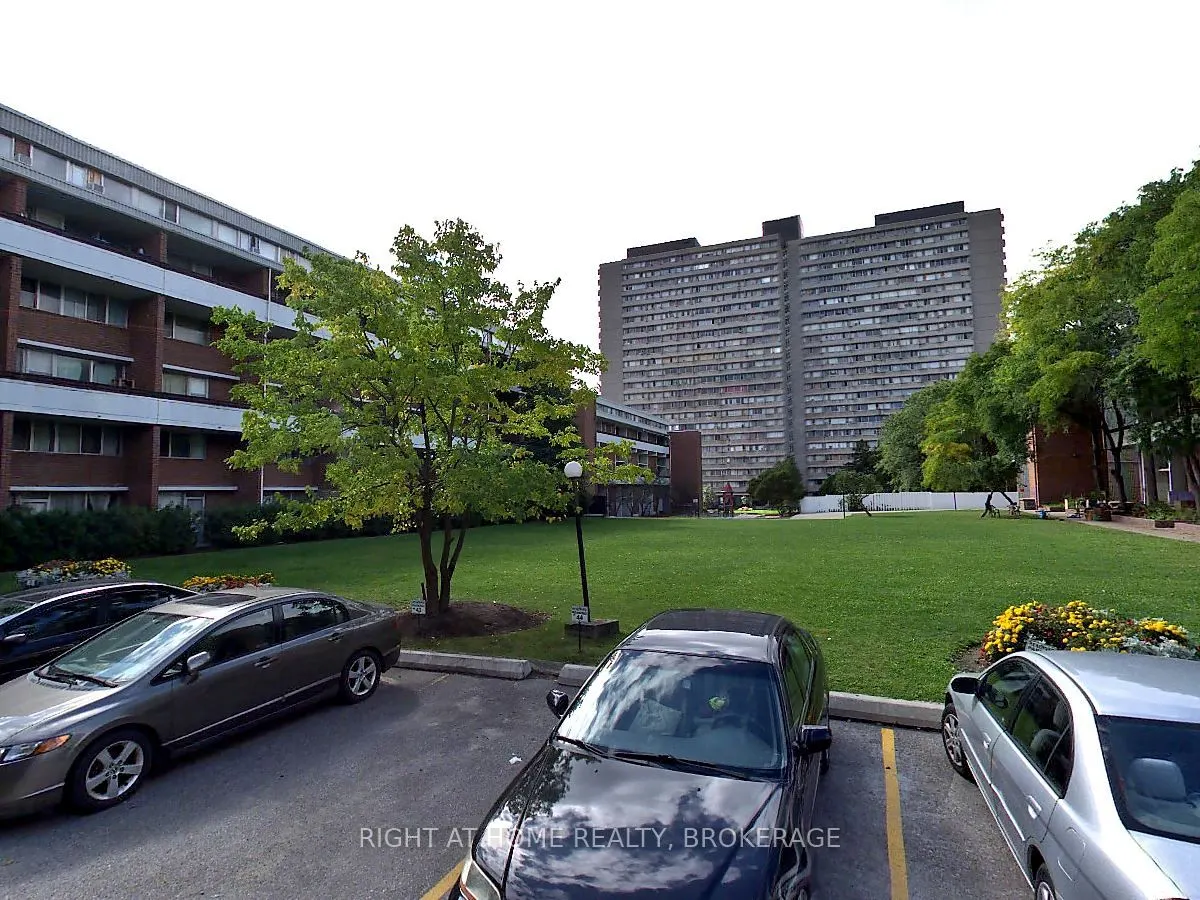 135 Leeward Glenway, #306