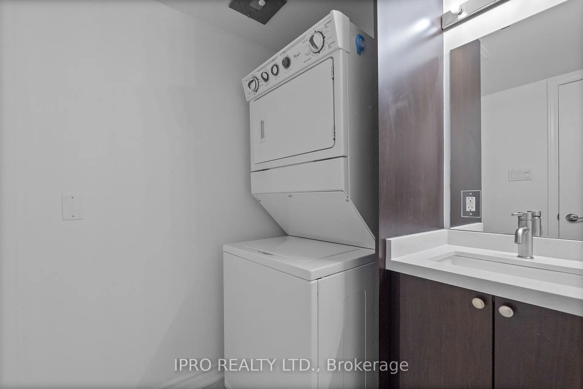 872 Sheppard Avenue W, #213