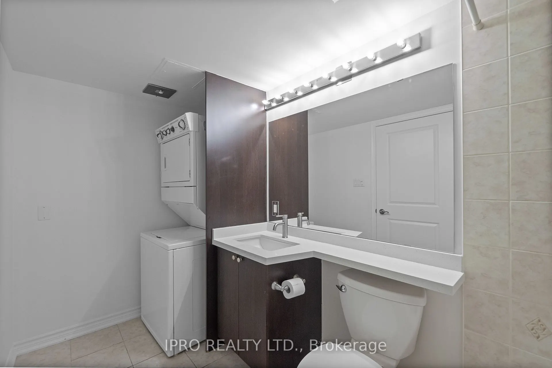 872 Sheppard Avenue W, #213