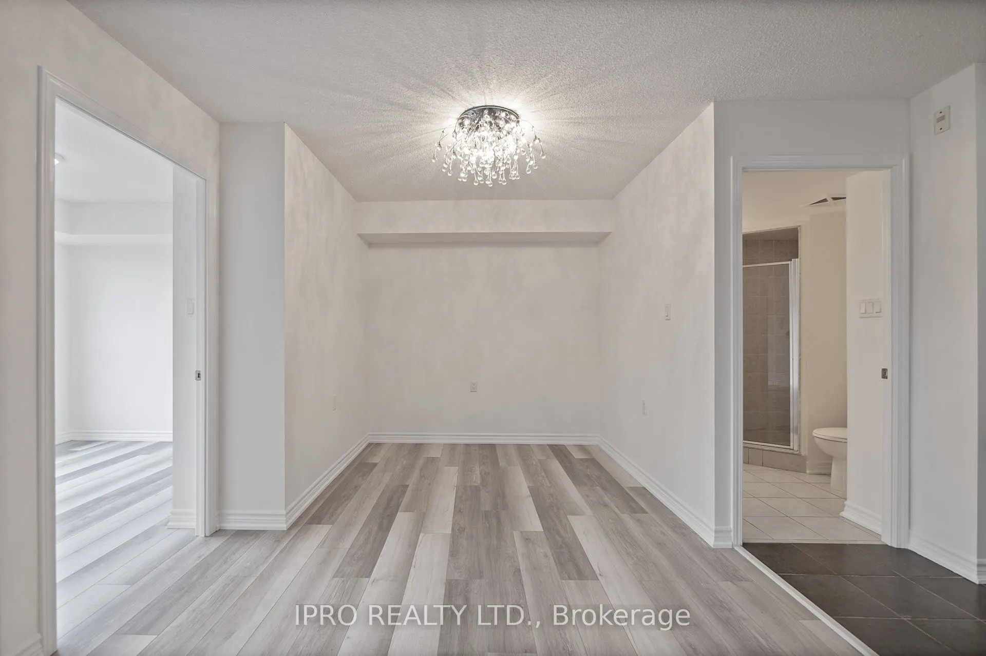872 Sheppard Avenue W, #213