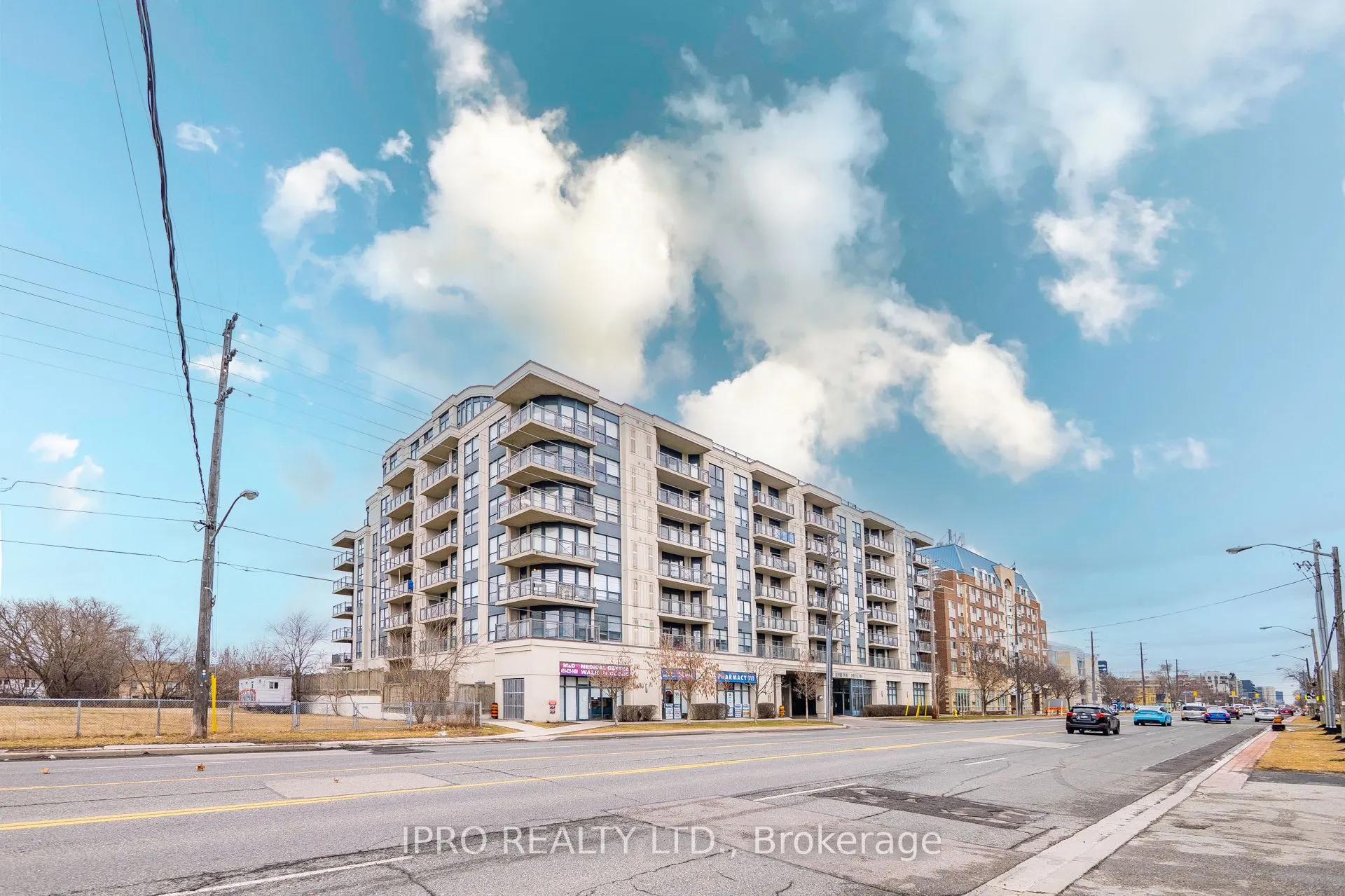 872 Sheppard Avenue W, #213