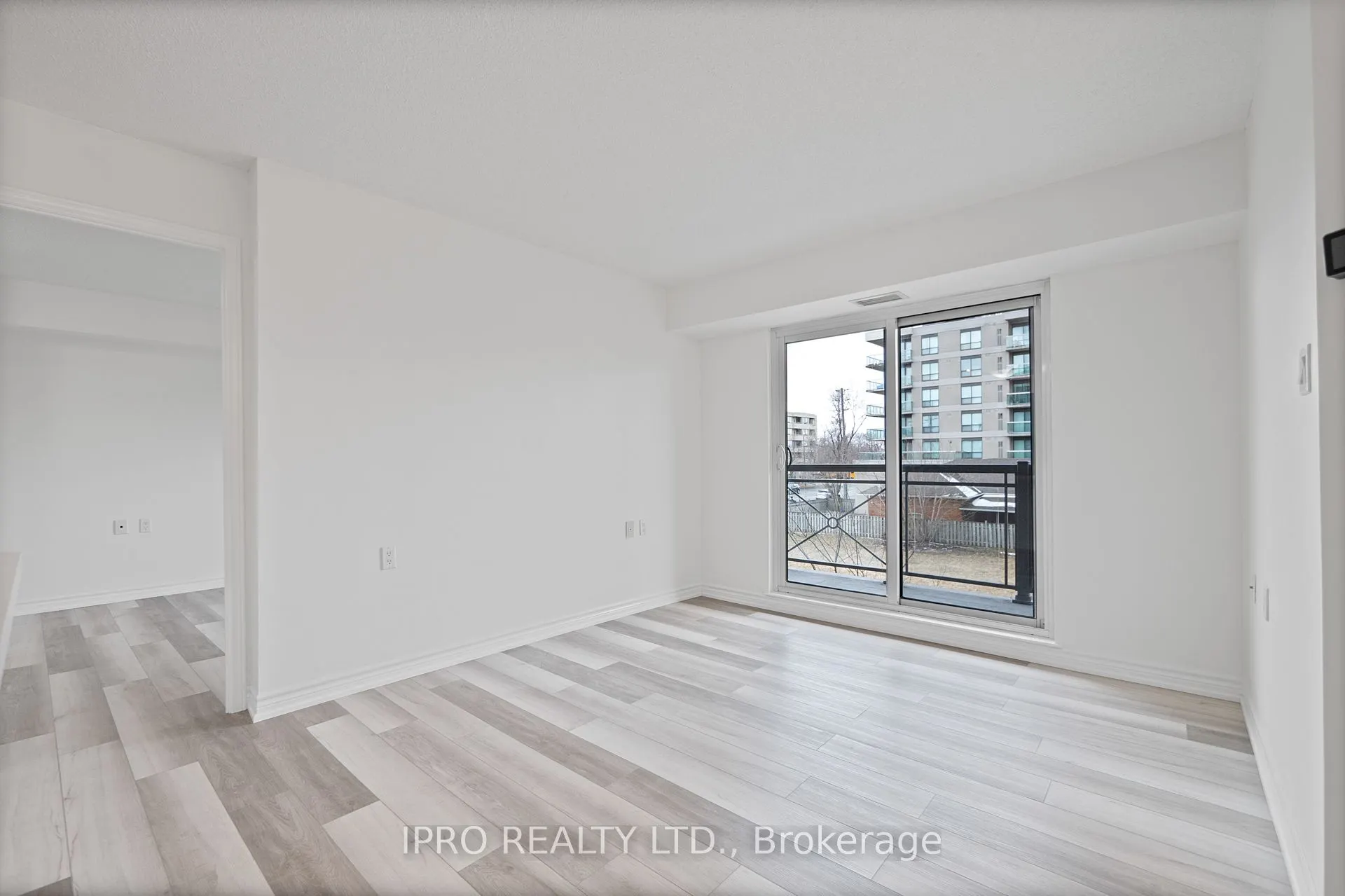 872 Sheppard Avenue W, #213
