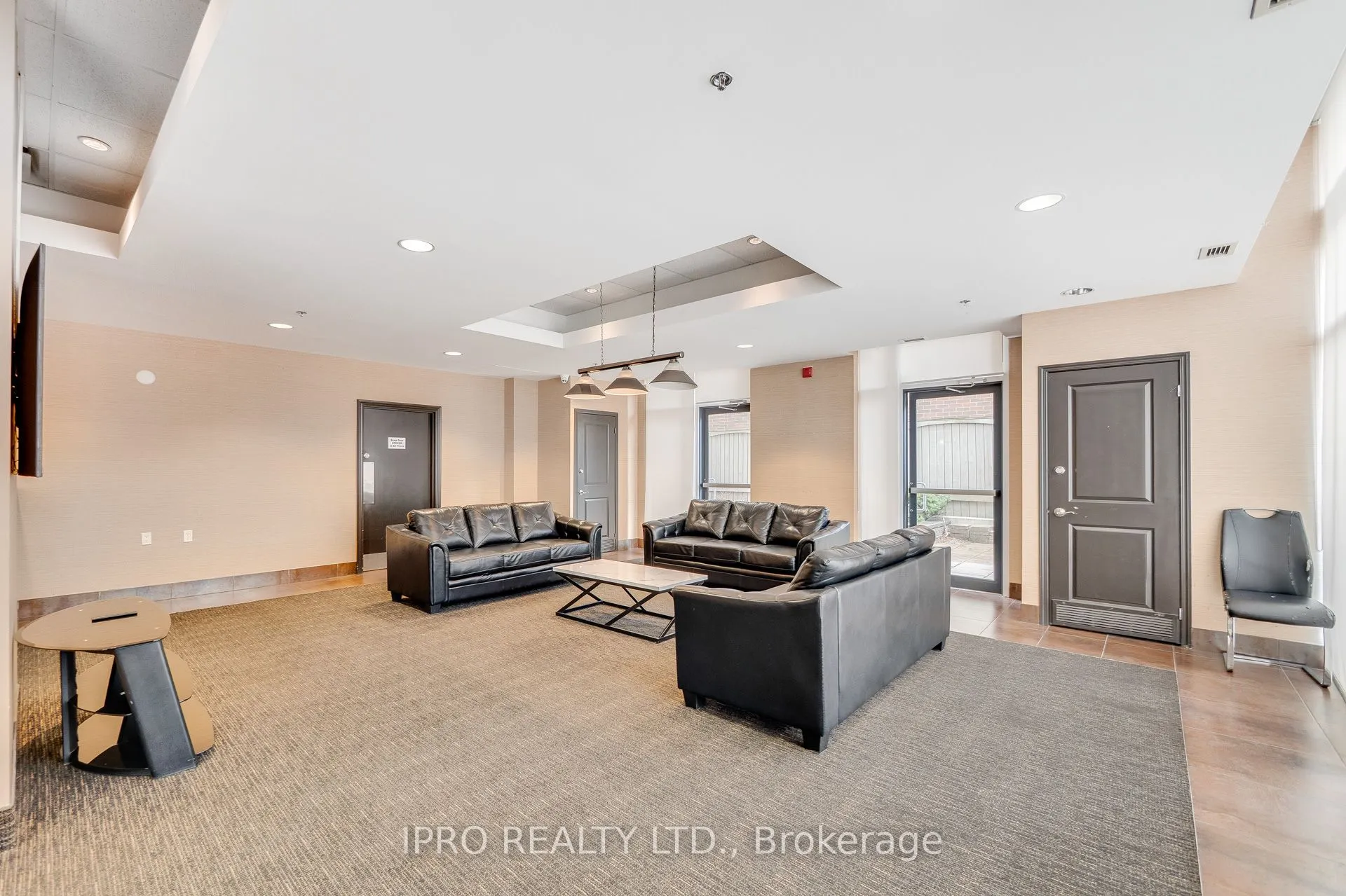 872 Sheppard Avenue W, #213