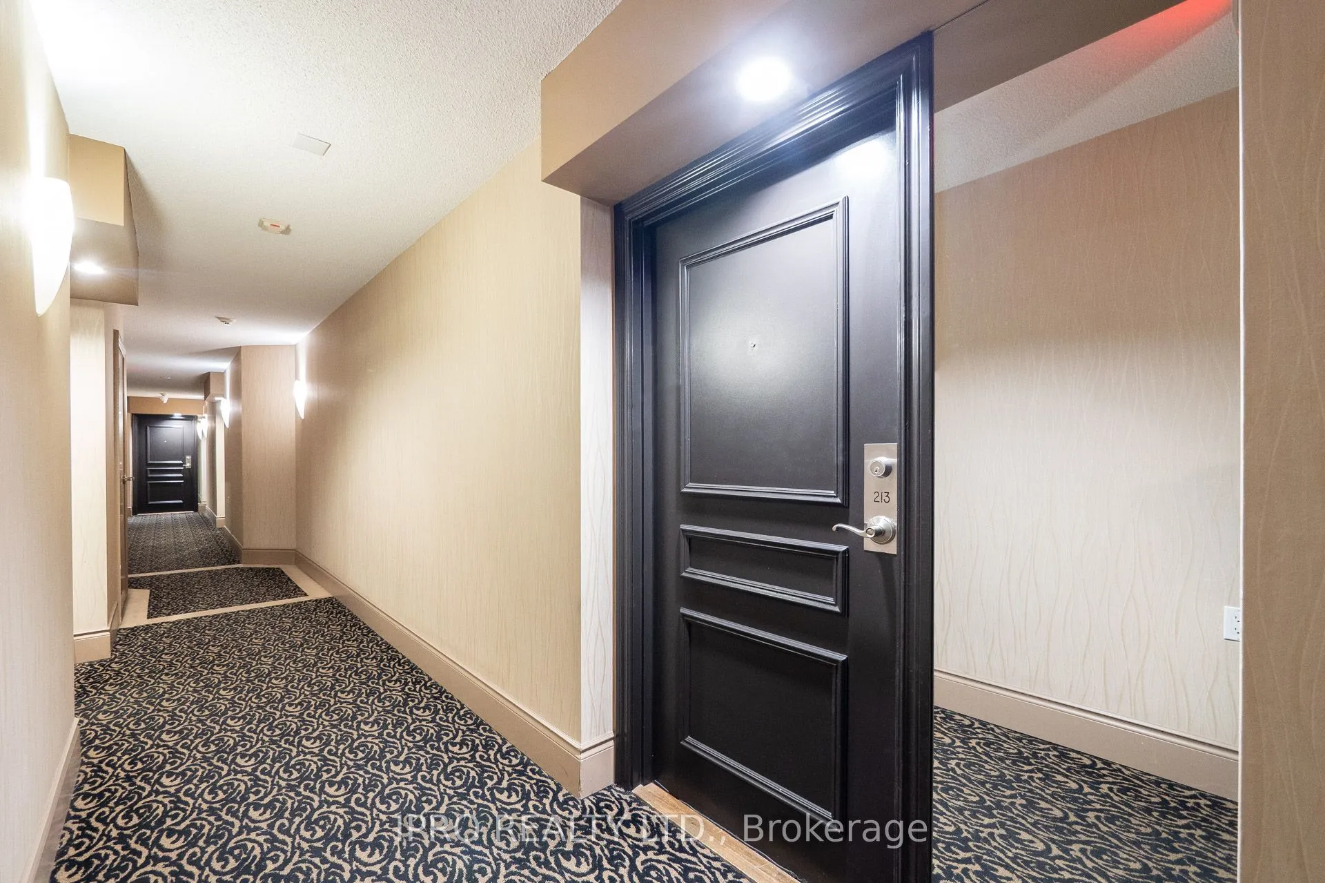 872 Sheppard Avenue W, #213