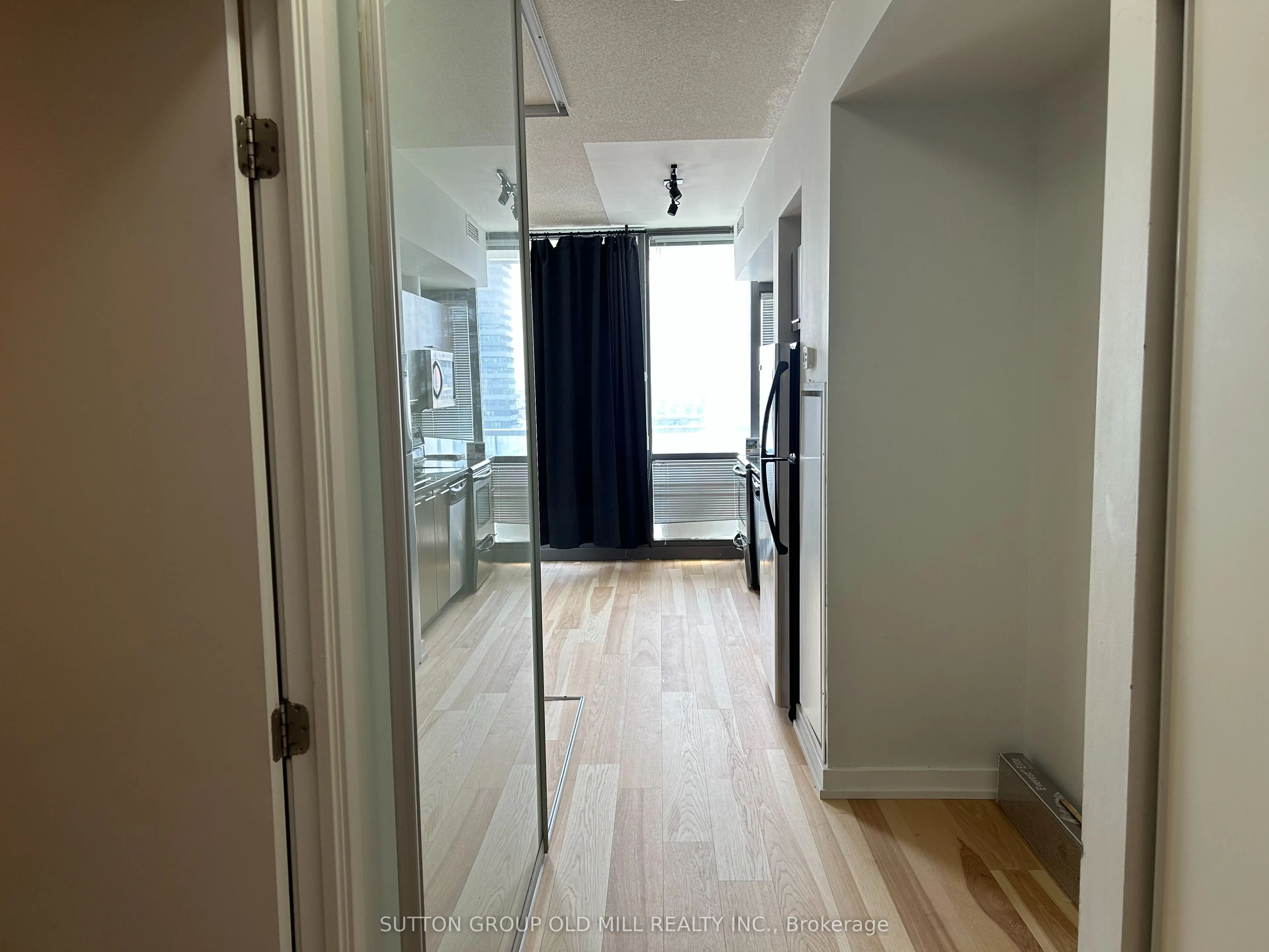 33 Mill Street, #1103