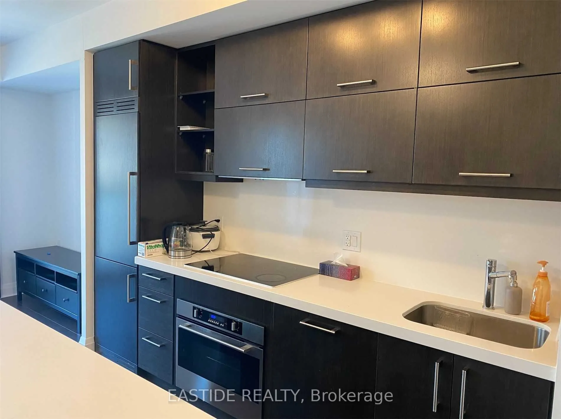1080 Bay Street, #1601