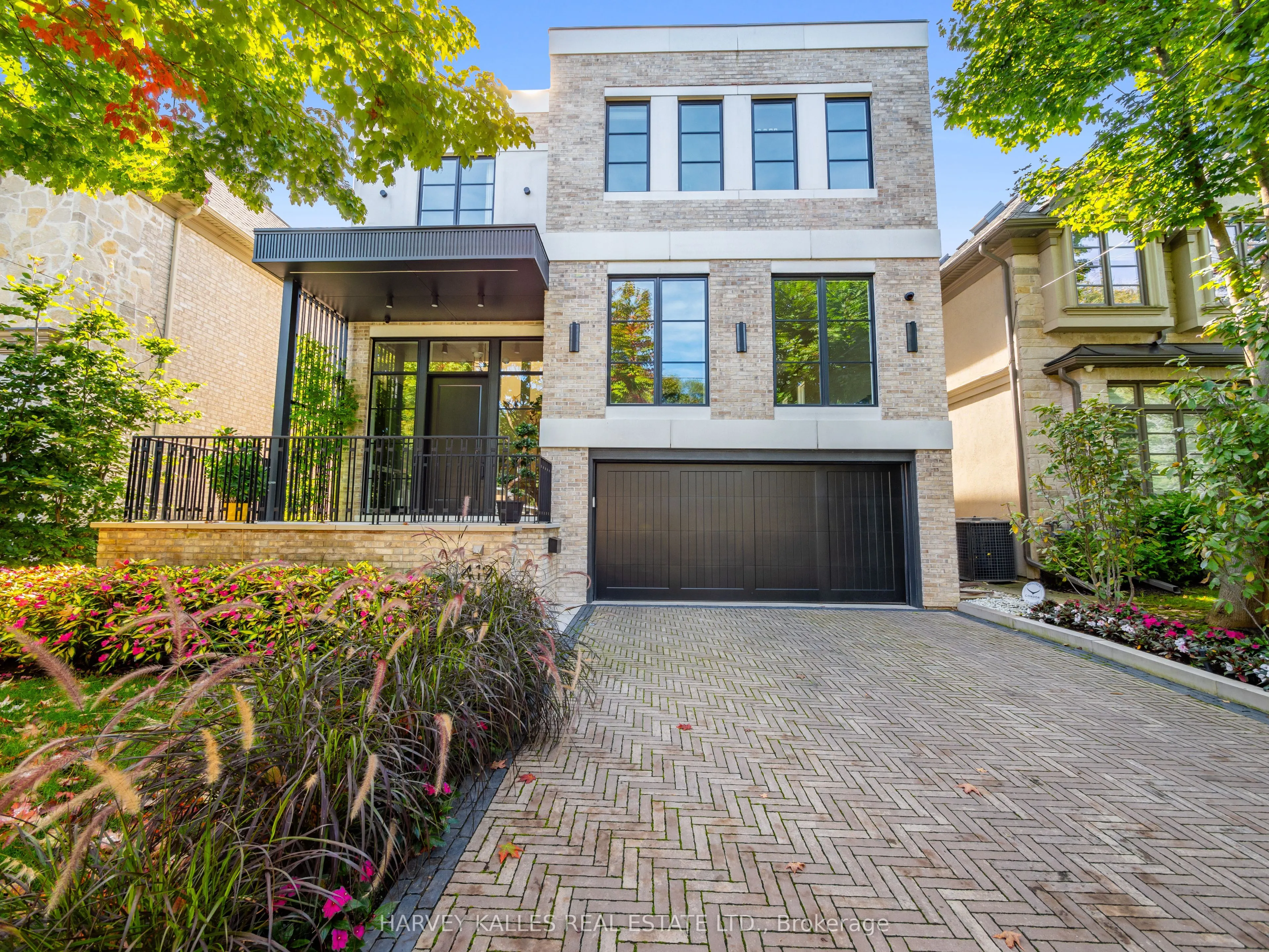 419 Glengrove Avenue