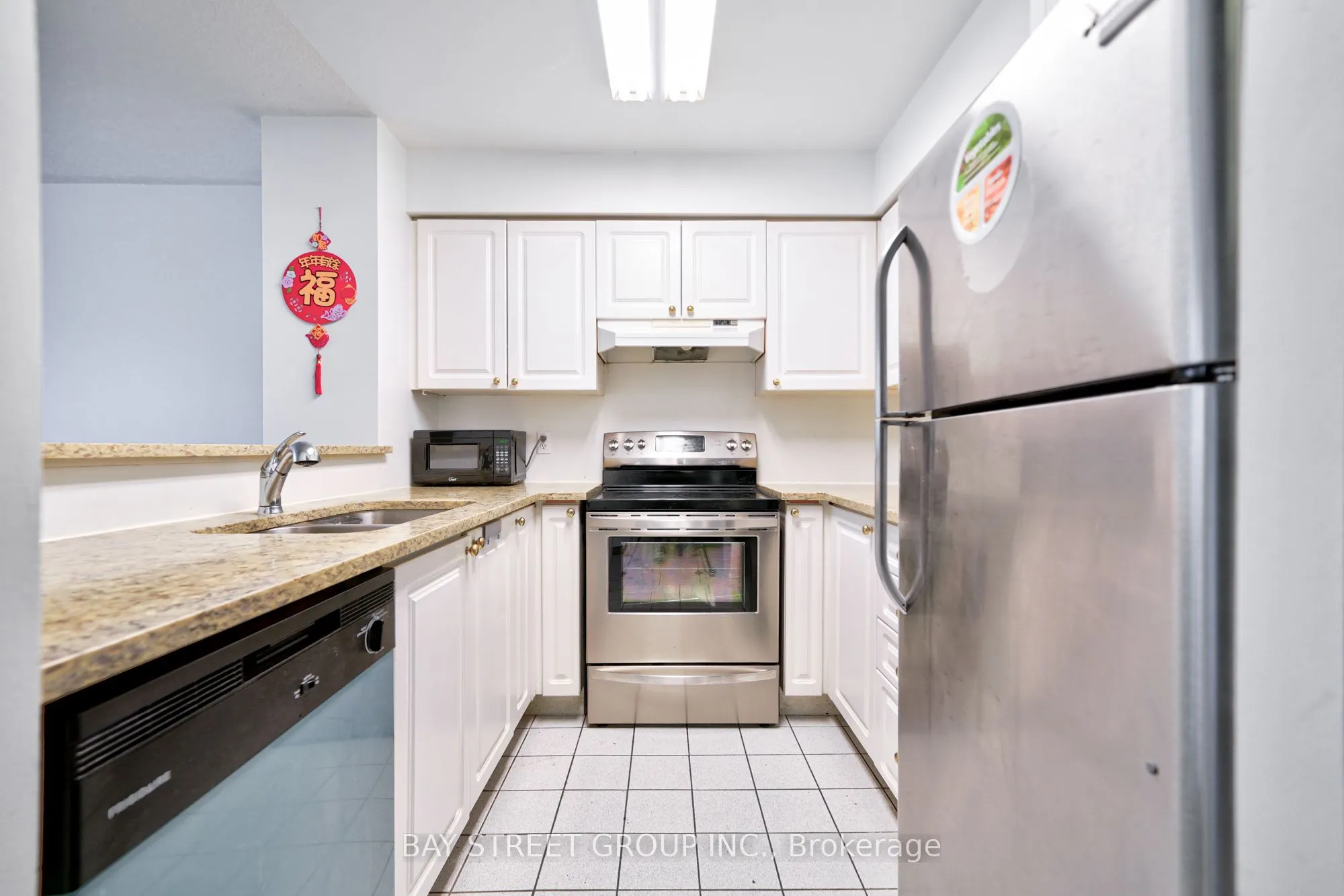 18 Pemberton Avenue, #106