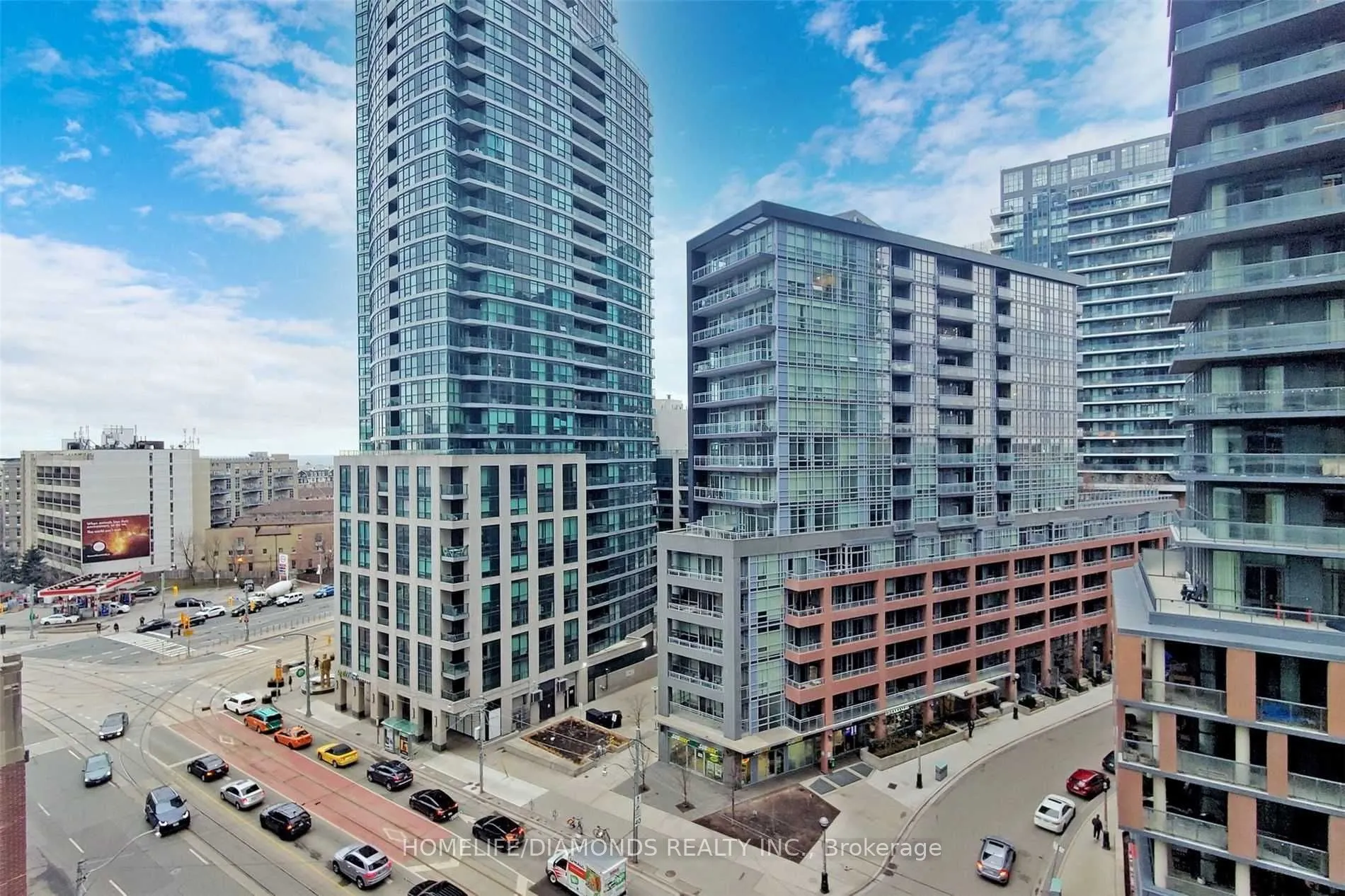19 BATHURST Street, #816