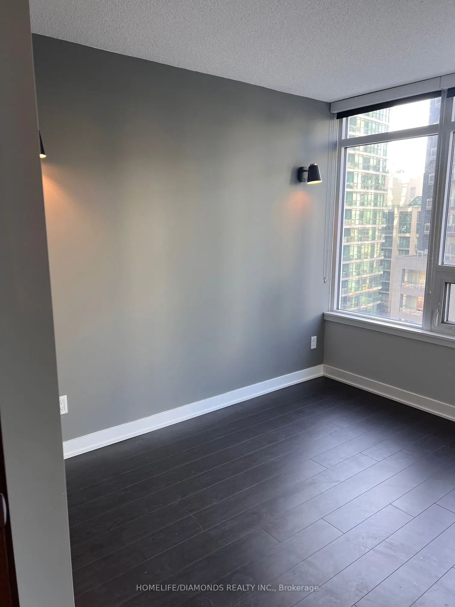 19 BATHURST Street, #816