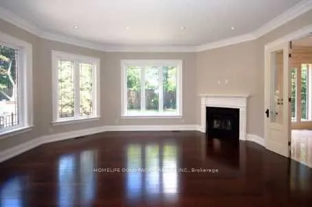 82 York Road