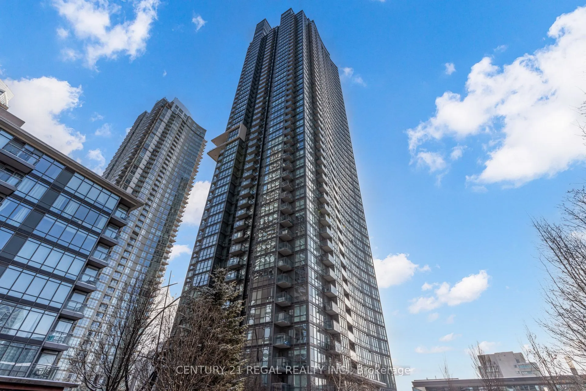 11 Brunel Court, #216