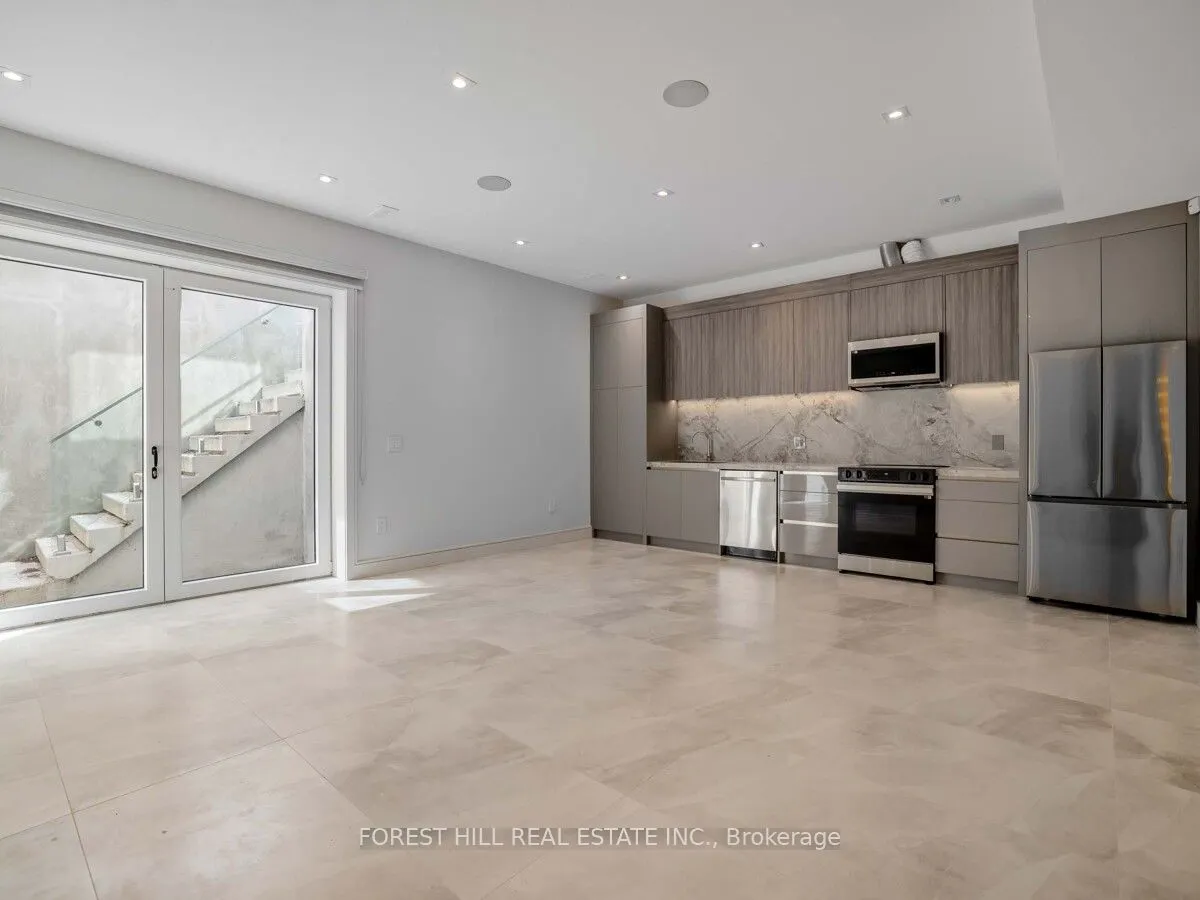 151 Dewbourne Avenue