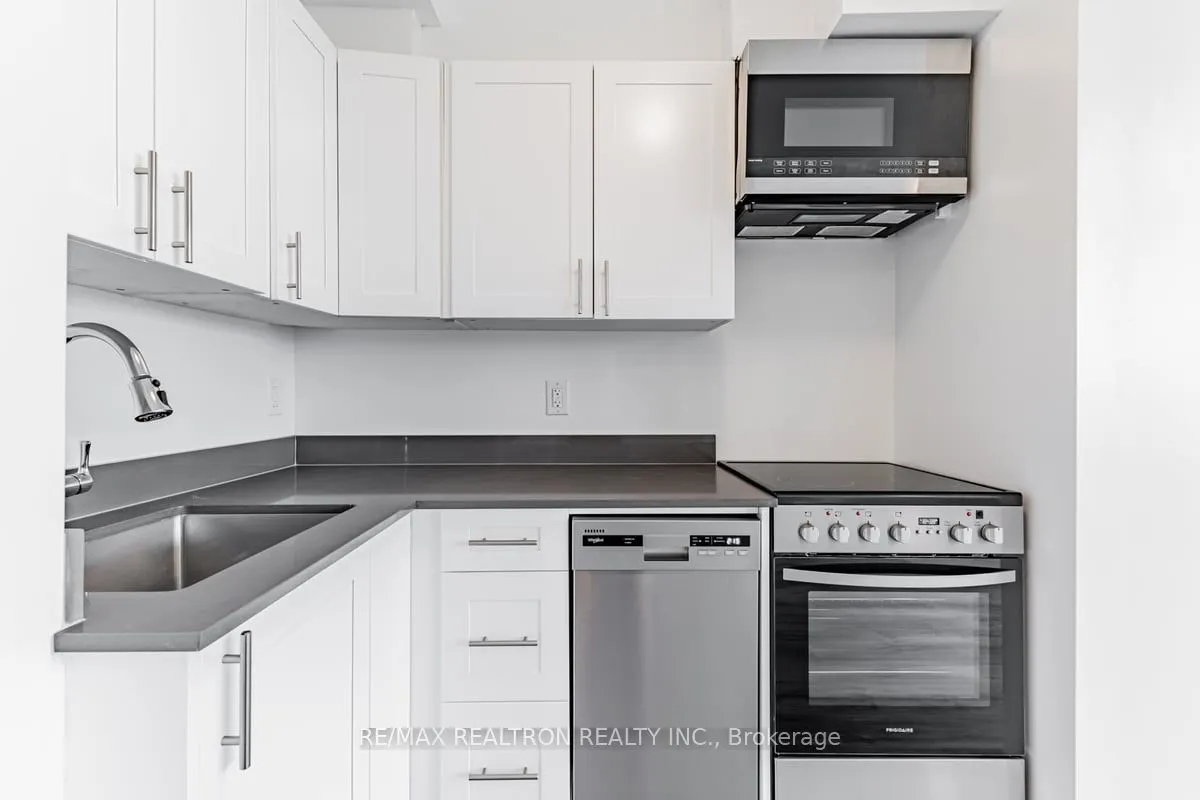 25 Bedford Road, #708
