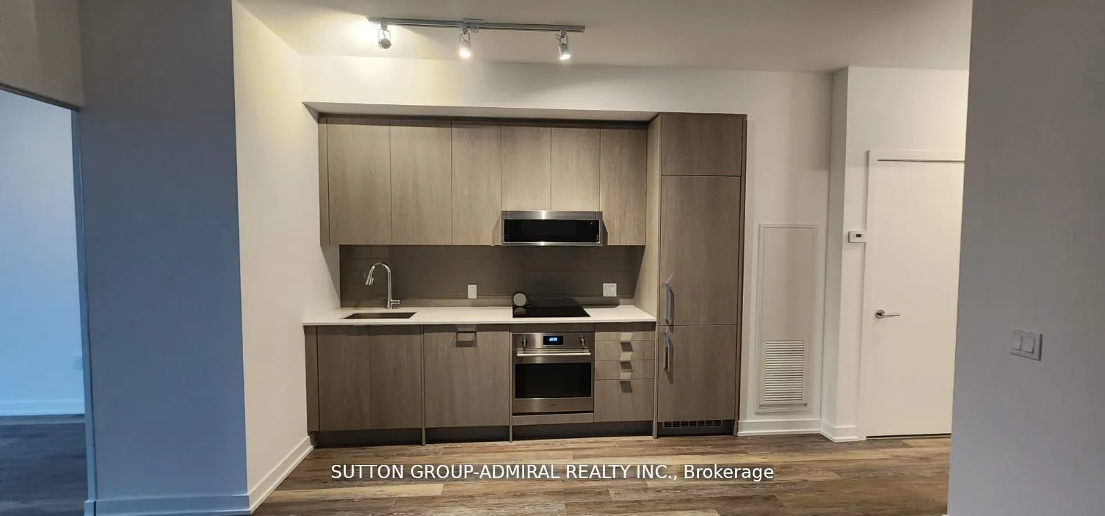 250 Lawrence Avenue W #709