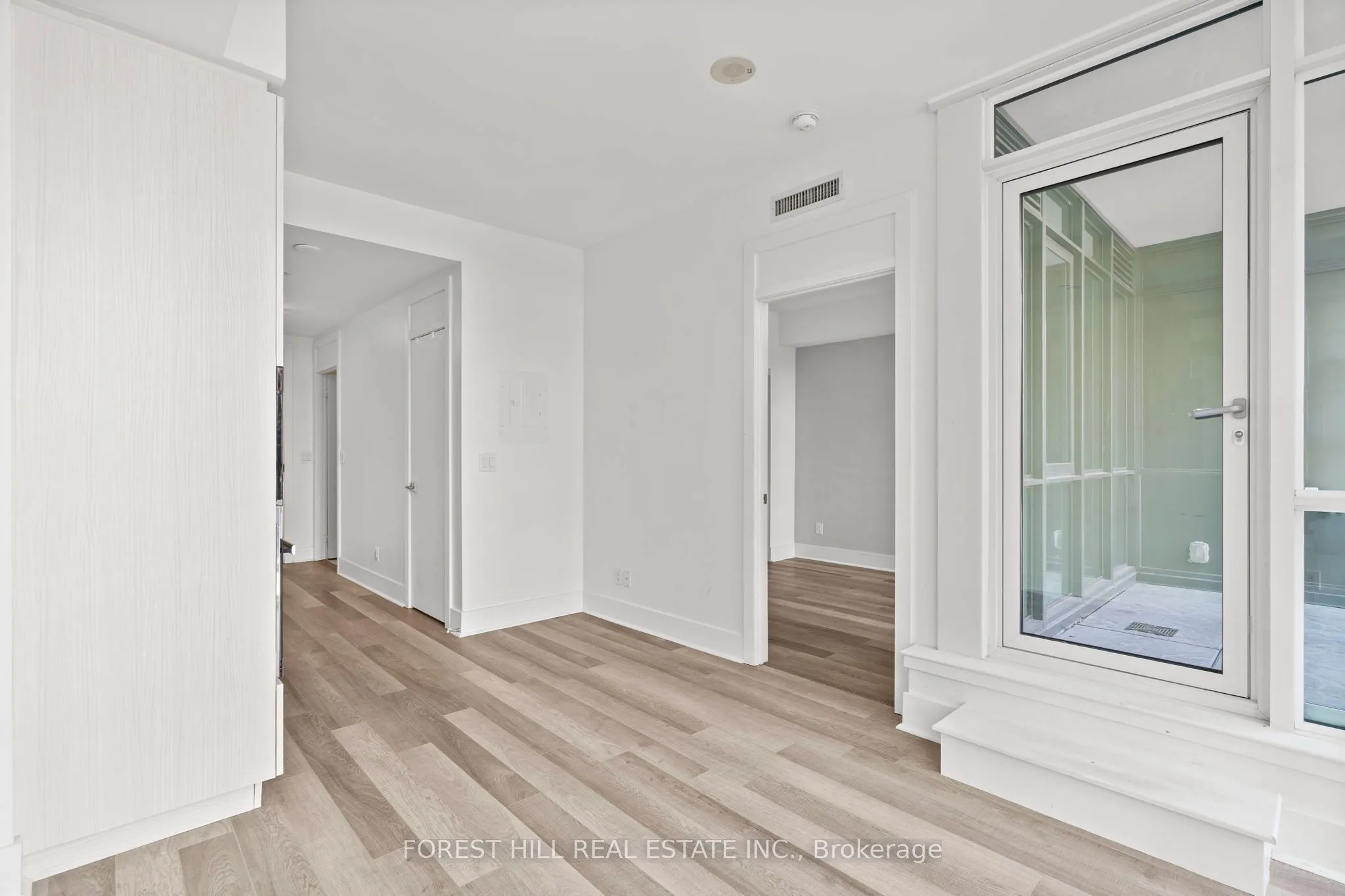32 Davenport Road #306