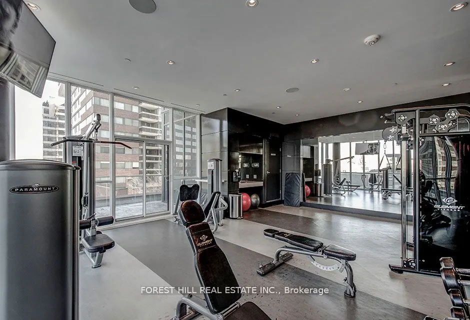 32 Davenport Road #306