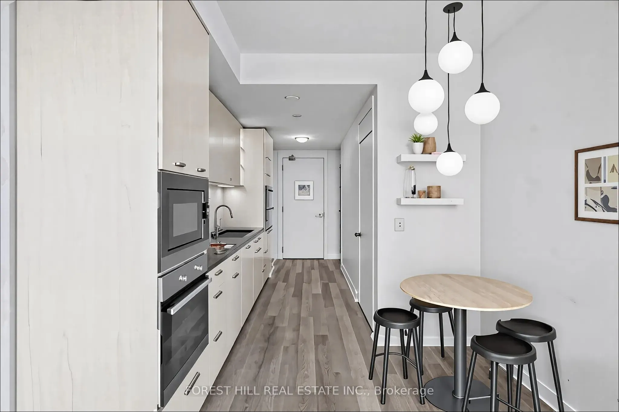 32 Davenport Road #306