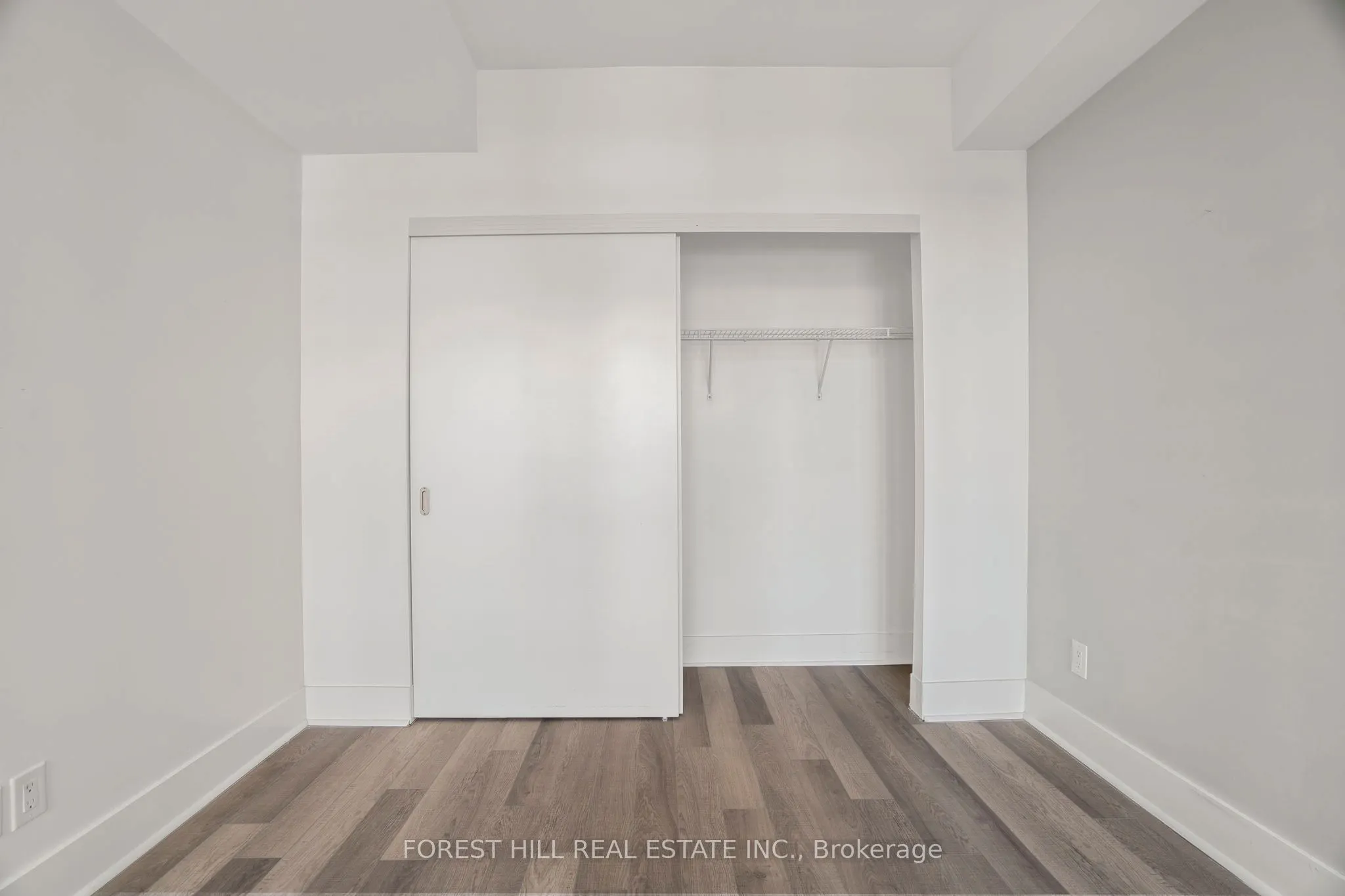 32 Davenport Road #306