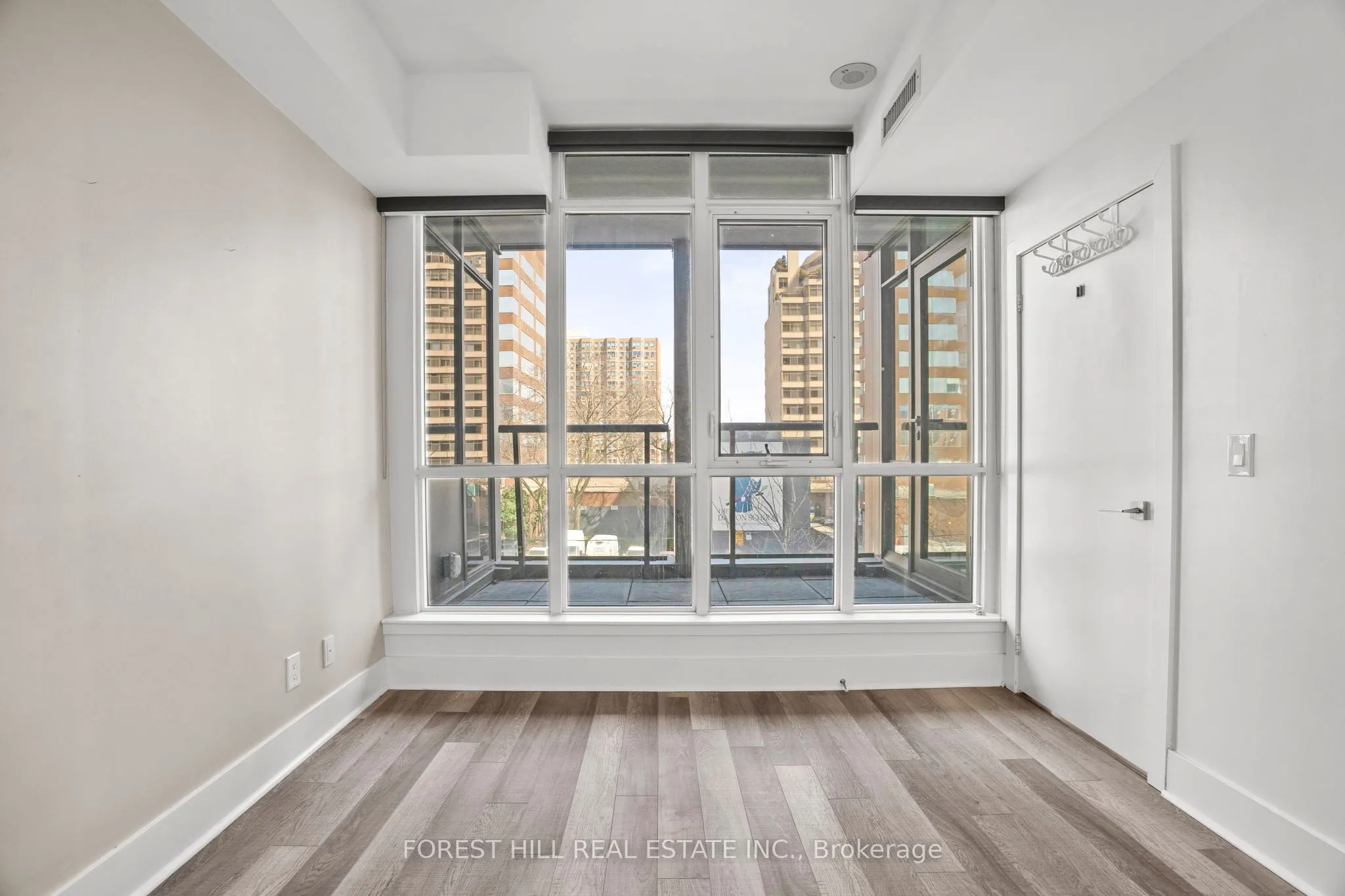 32 Davenport Road #306