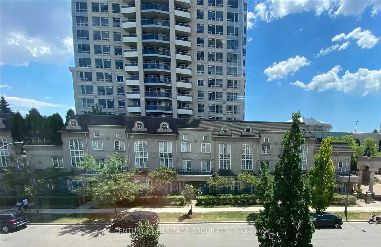 8 Rean Drive, #GV216